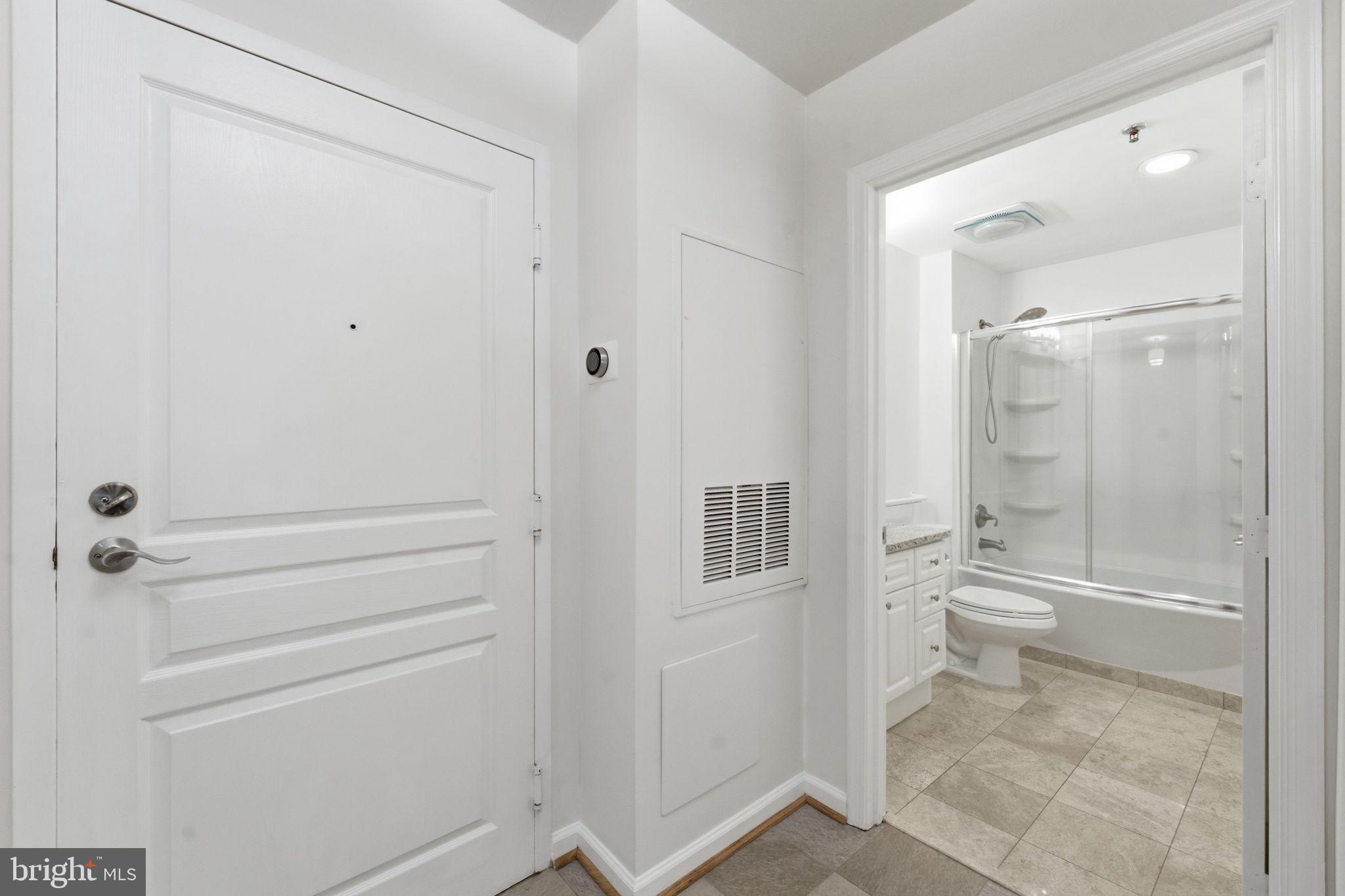 SAVOY PARK CONDOMINIUMS - Residential