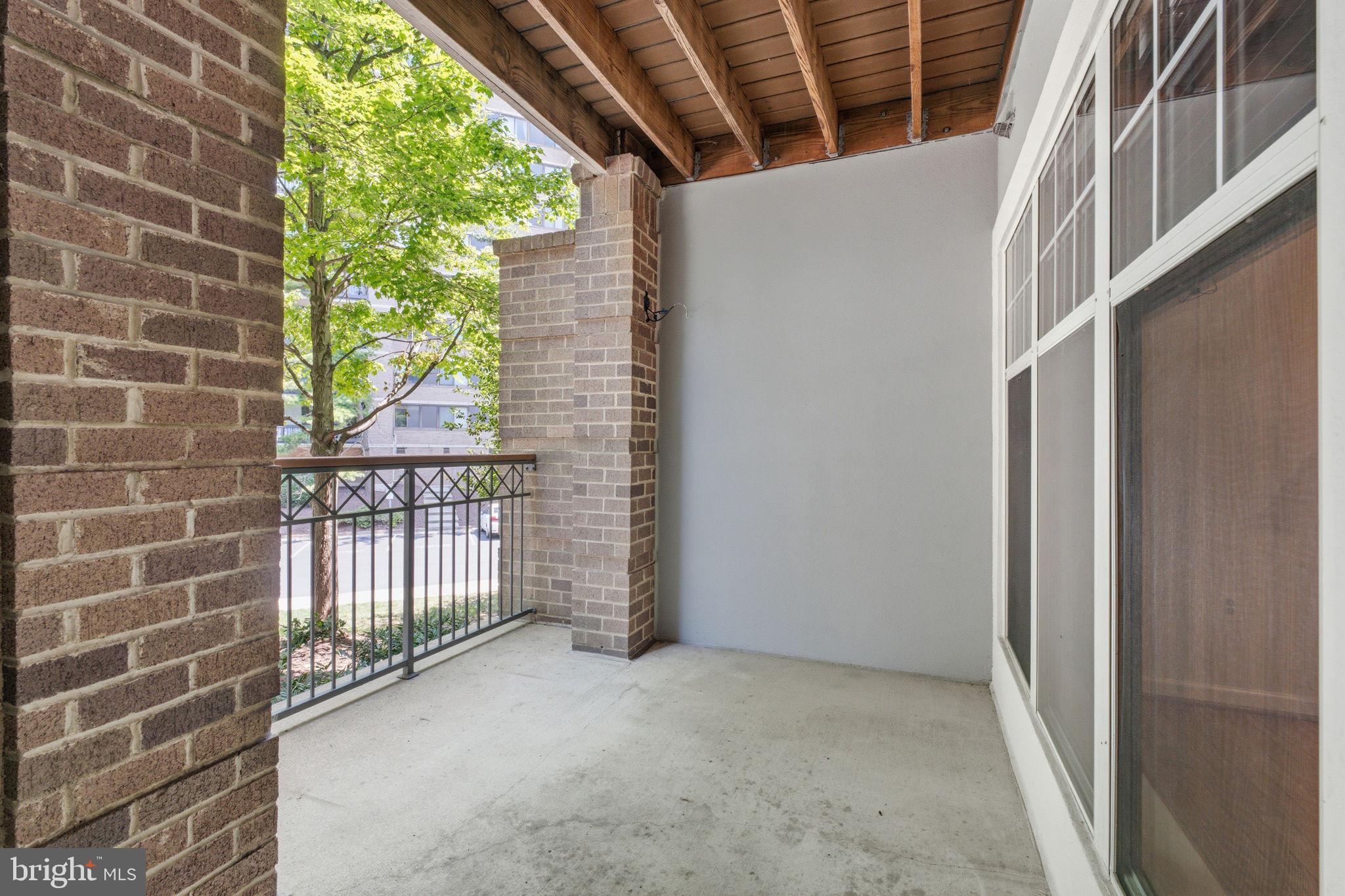 SAVOY PARK CONDOMINIUMS - Residential
