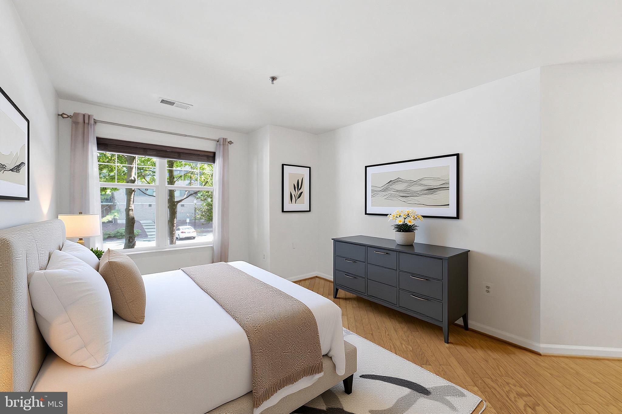 SAVOY PARK CONDOMINIUMS - Residential
