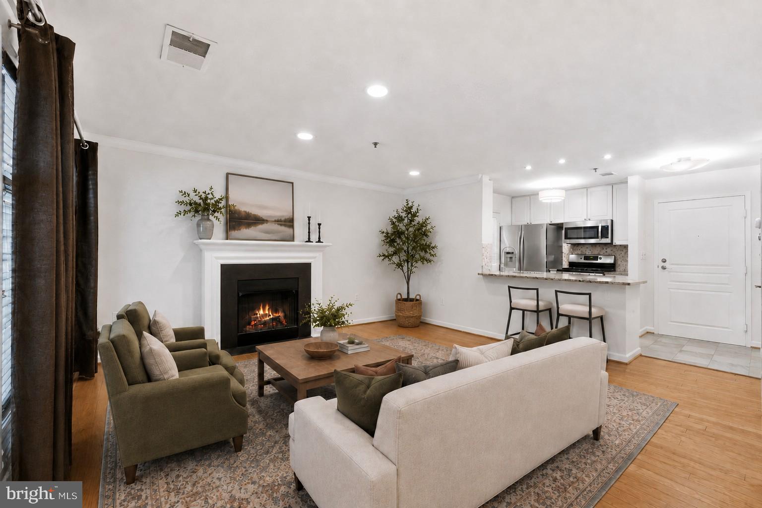 SAVOY PARK CONDOMINIUMS - Residential