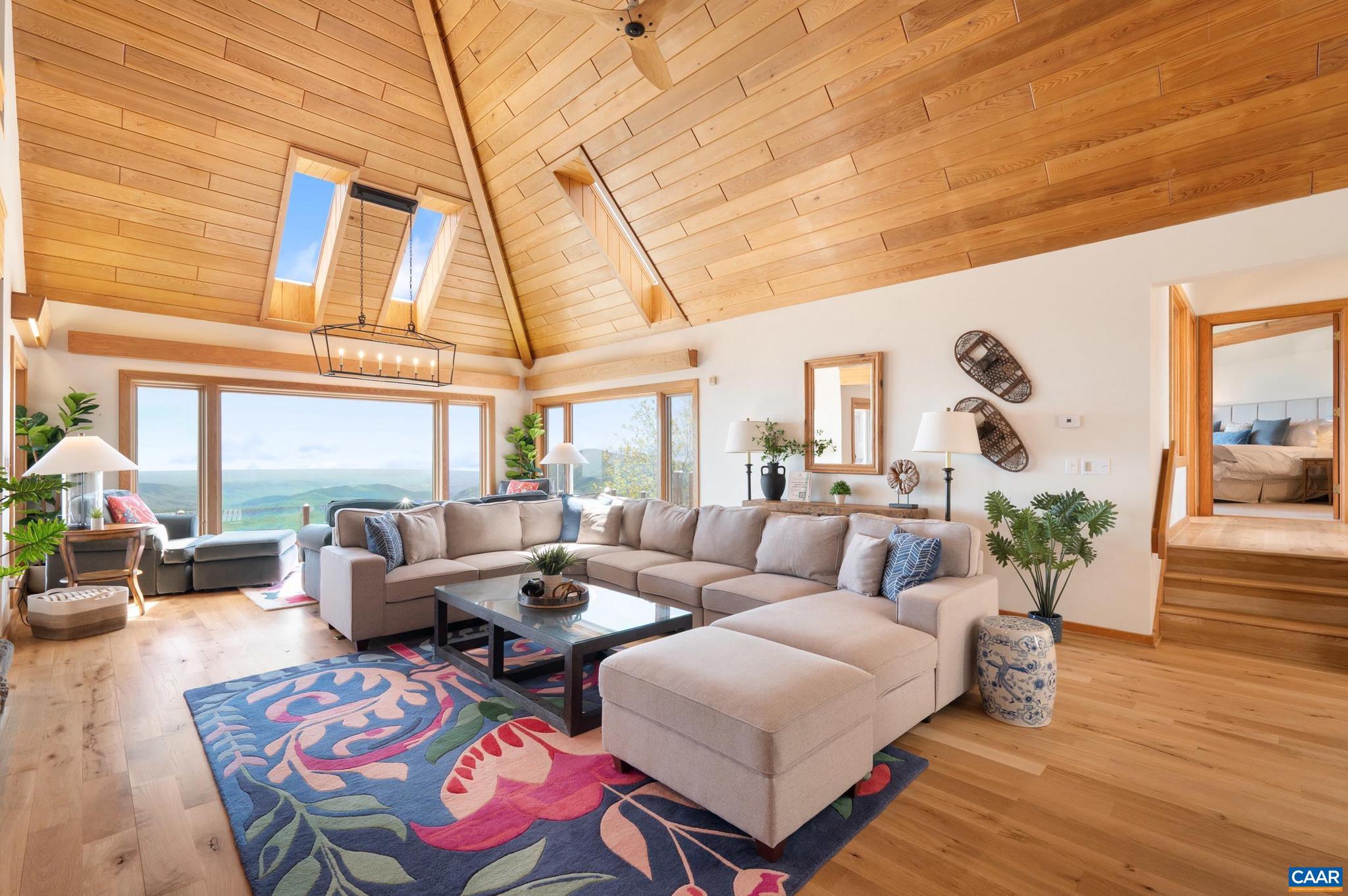WINTERGREEN RESORT - Residential