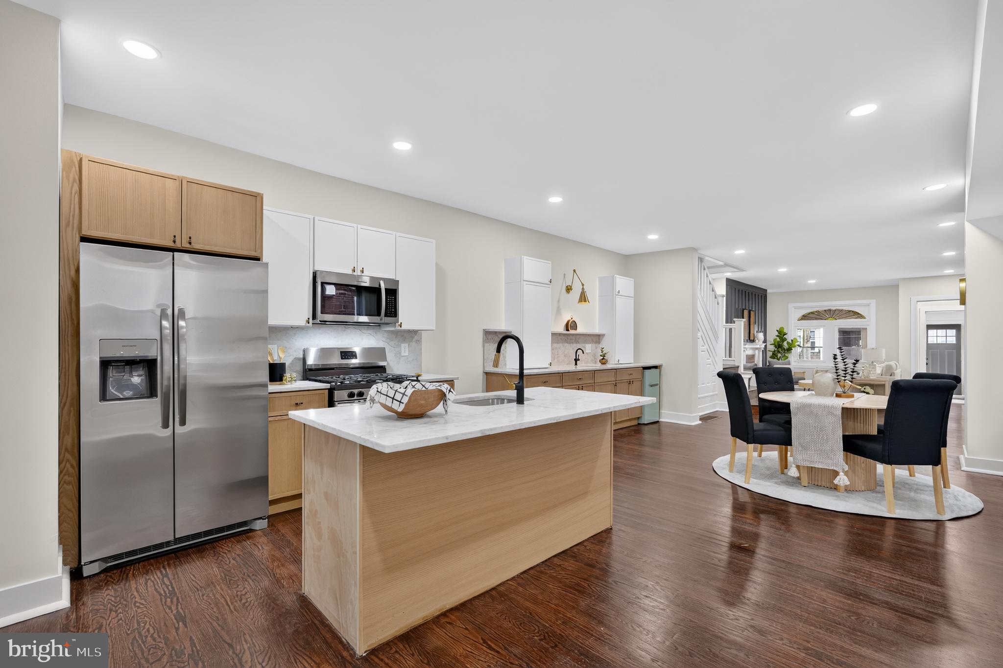 WALNUT HILL - Residential