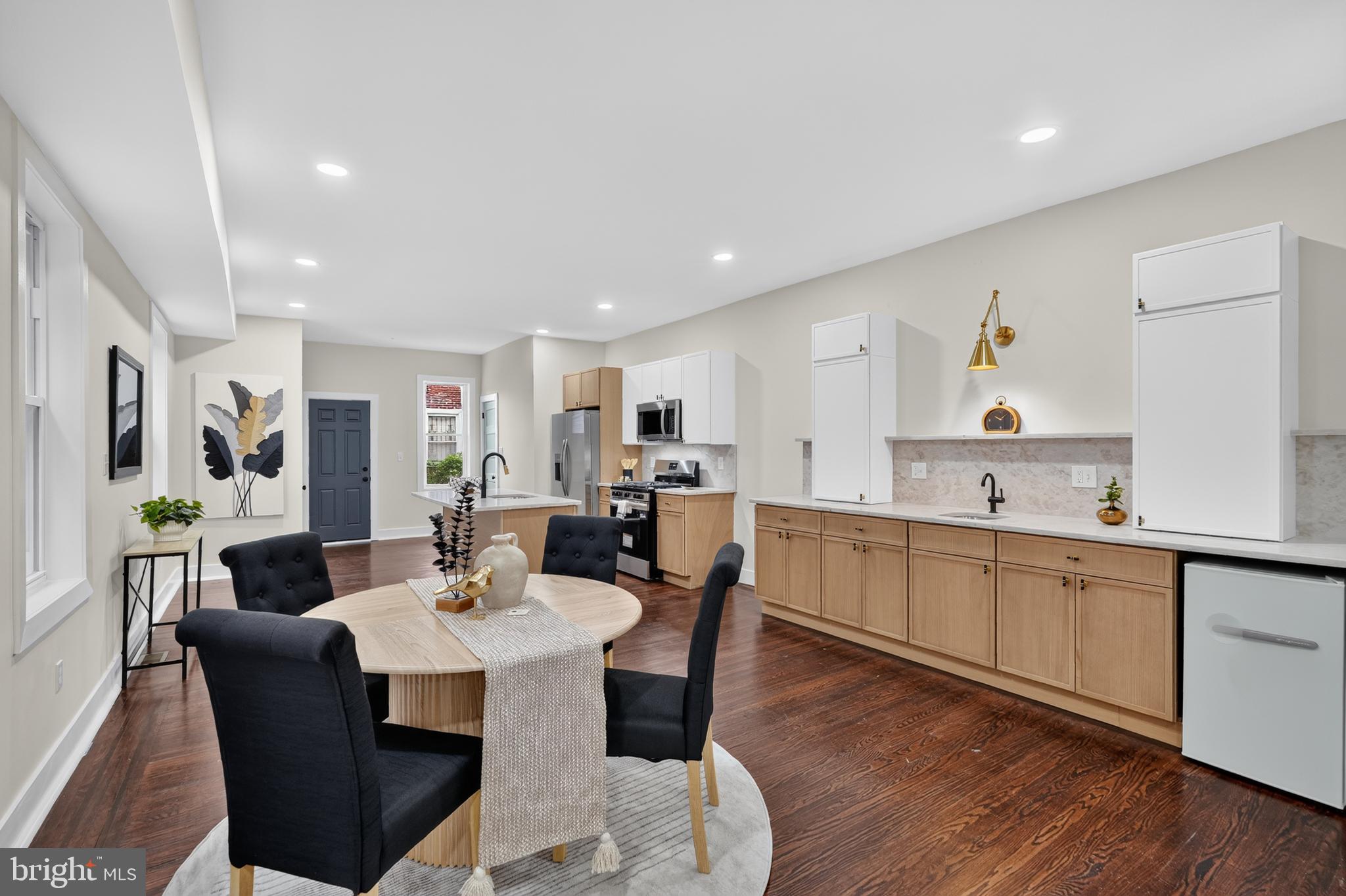 WALNUT HILL - Residential