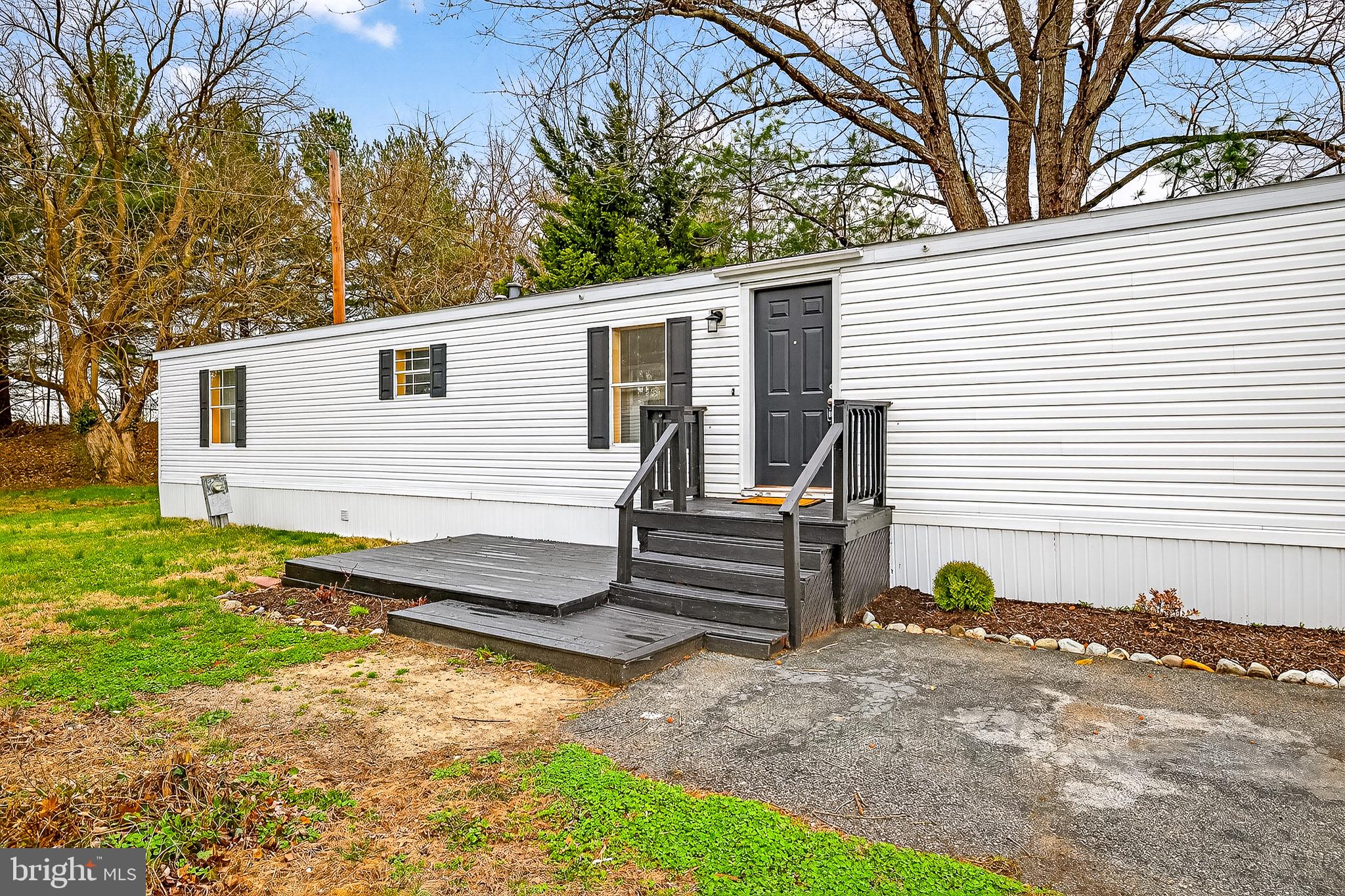 VILLAGE BROOK - Residential
