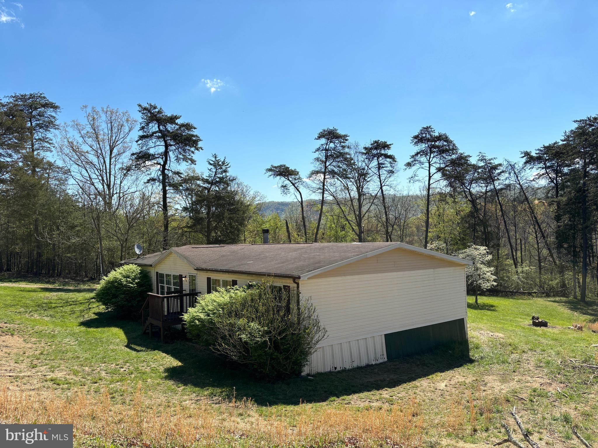 LONG ACRE ESTATES - Residential