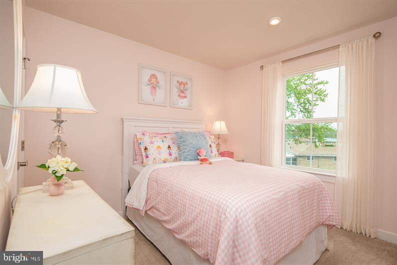 GREEN LANE MEADOWS - Residential