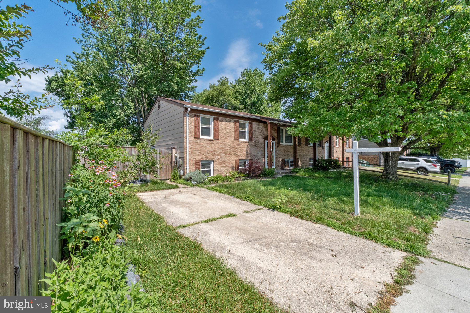 QUEENS PARK - Residential