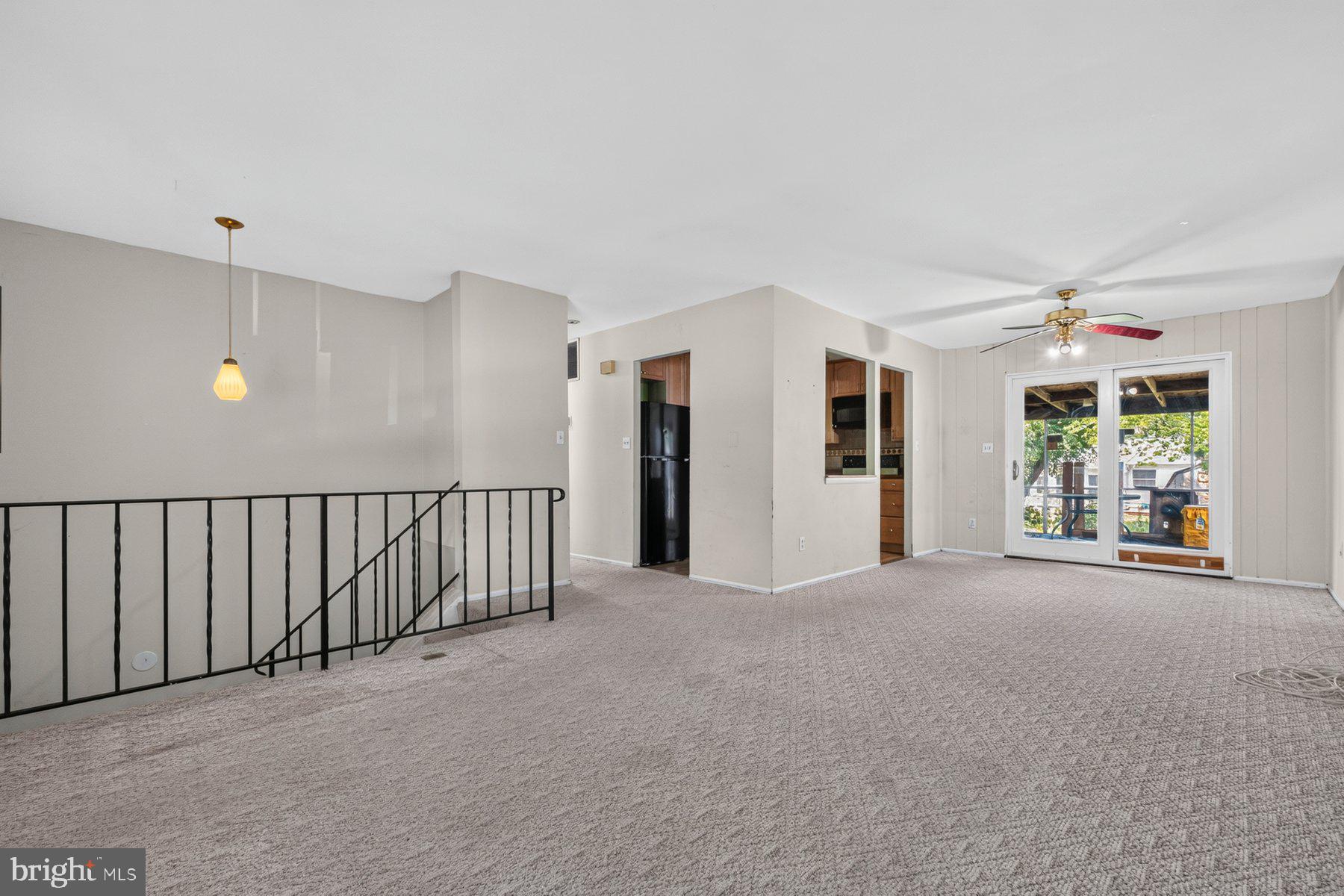 QUEENS PARK - Residential