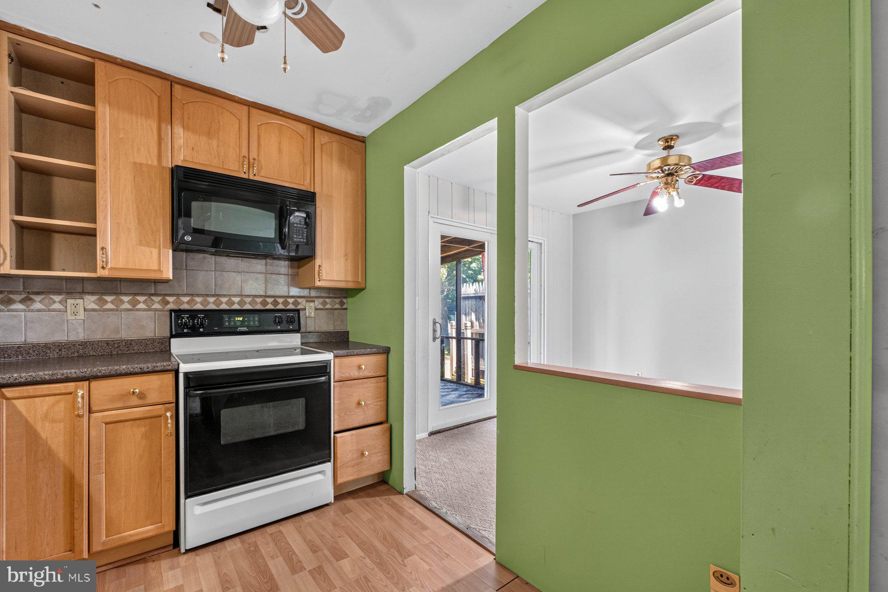 QUEENS PARK - Residential