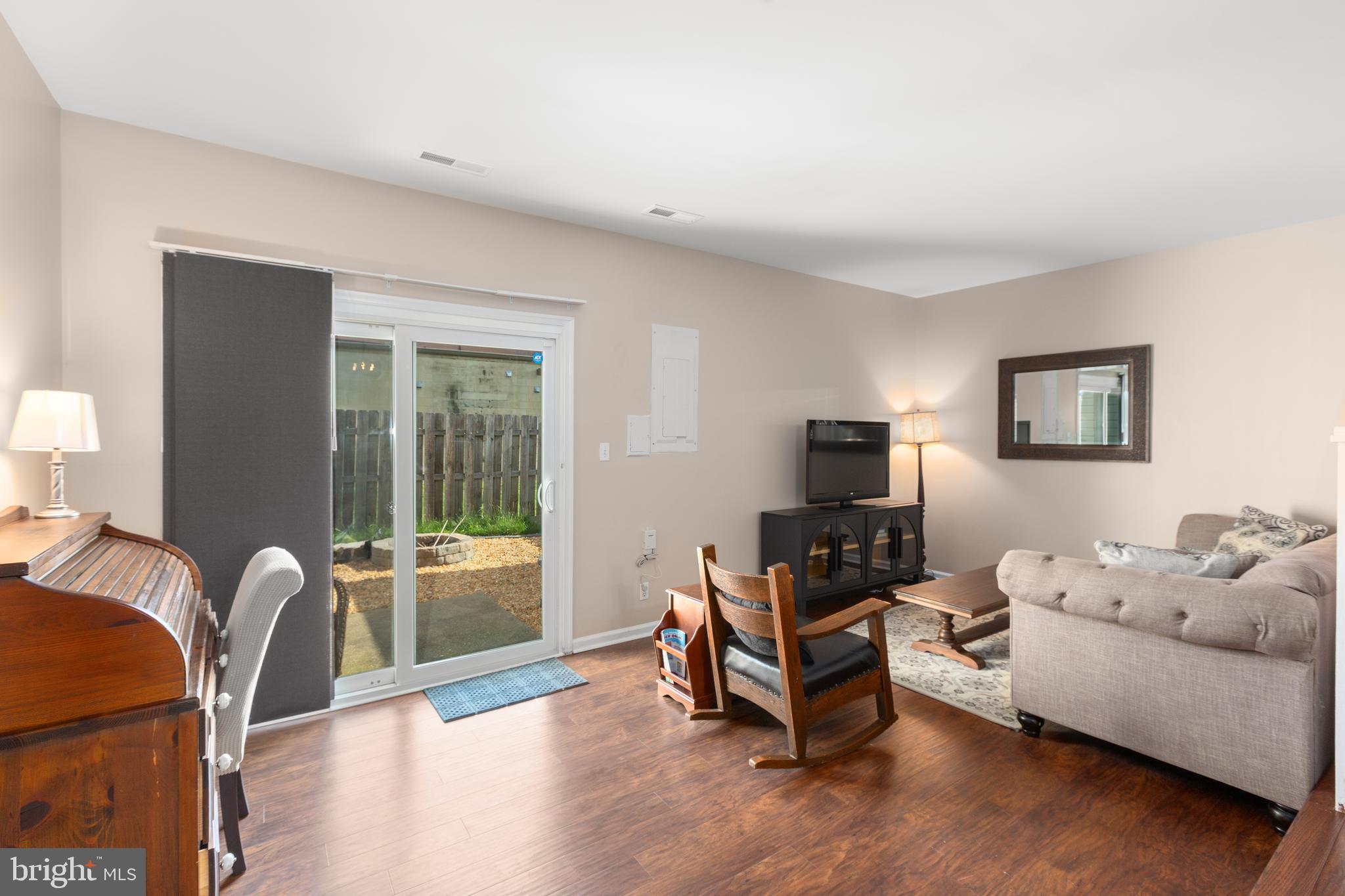 MILL GARDEN - Residential
