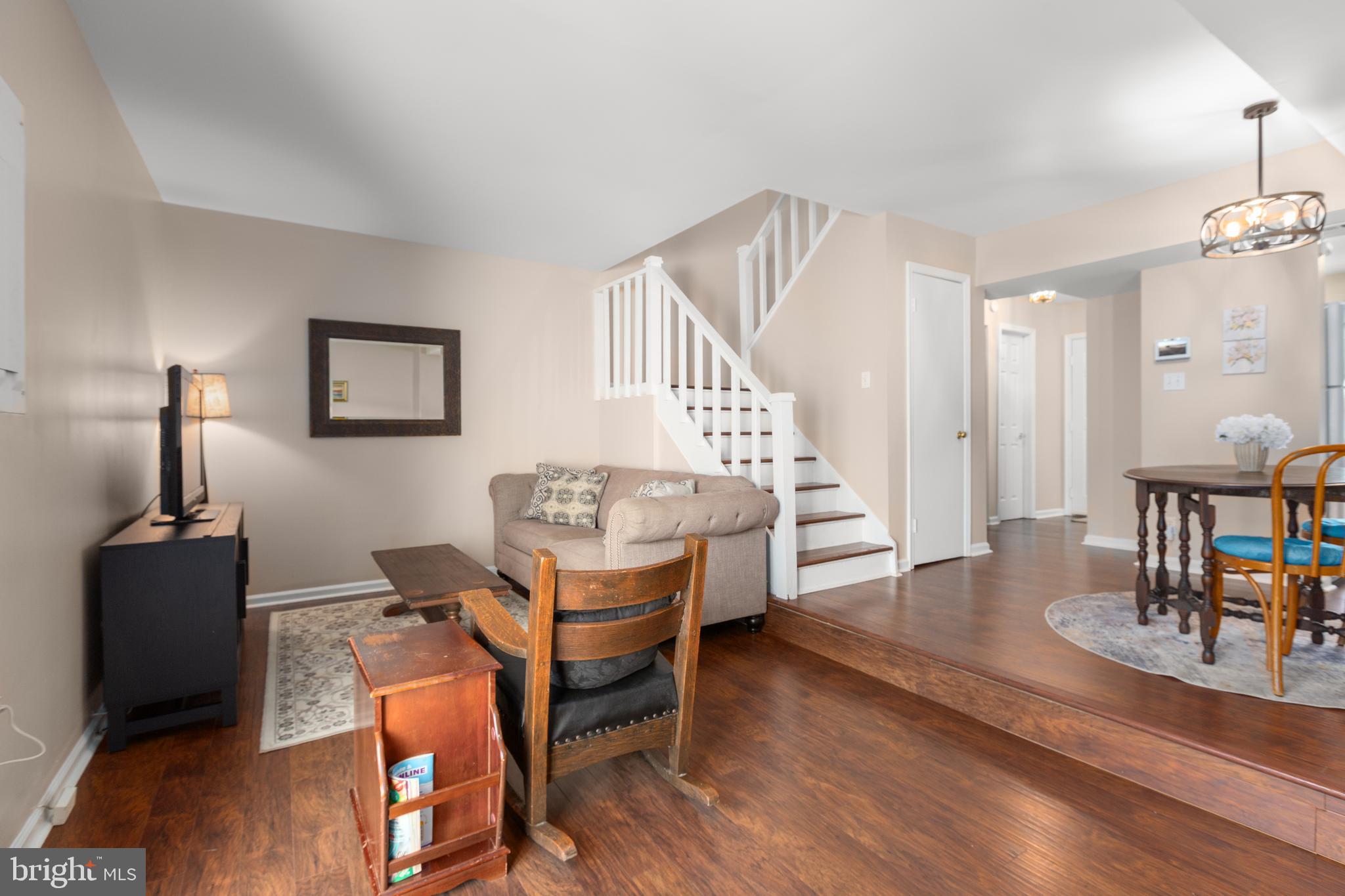 MILL GARDEN - Residential