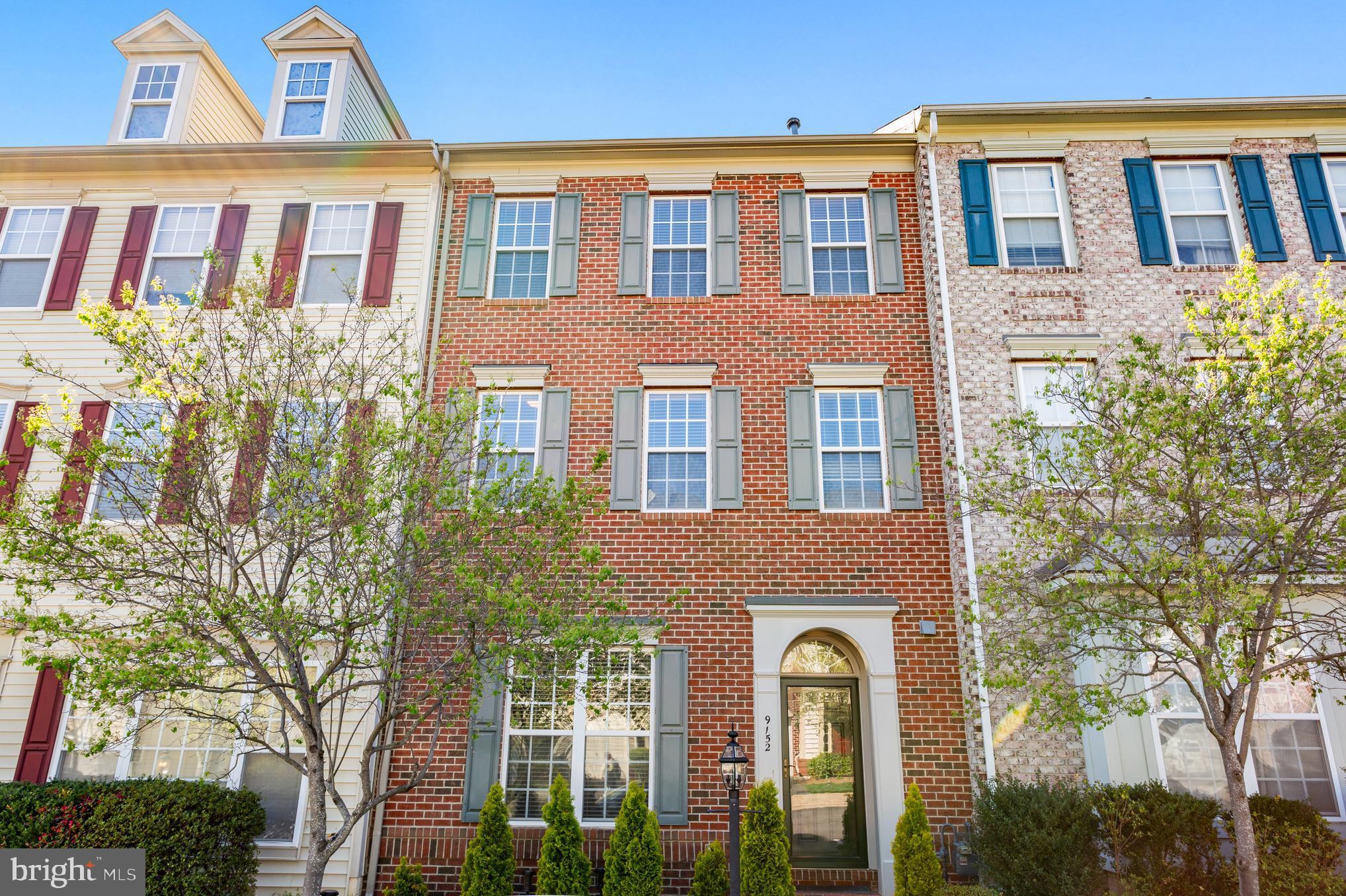 PEMBROOKE - Residential