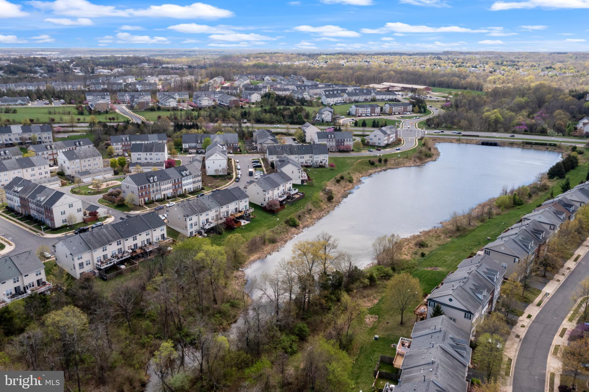 PEMBROOKE - Residential