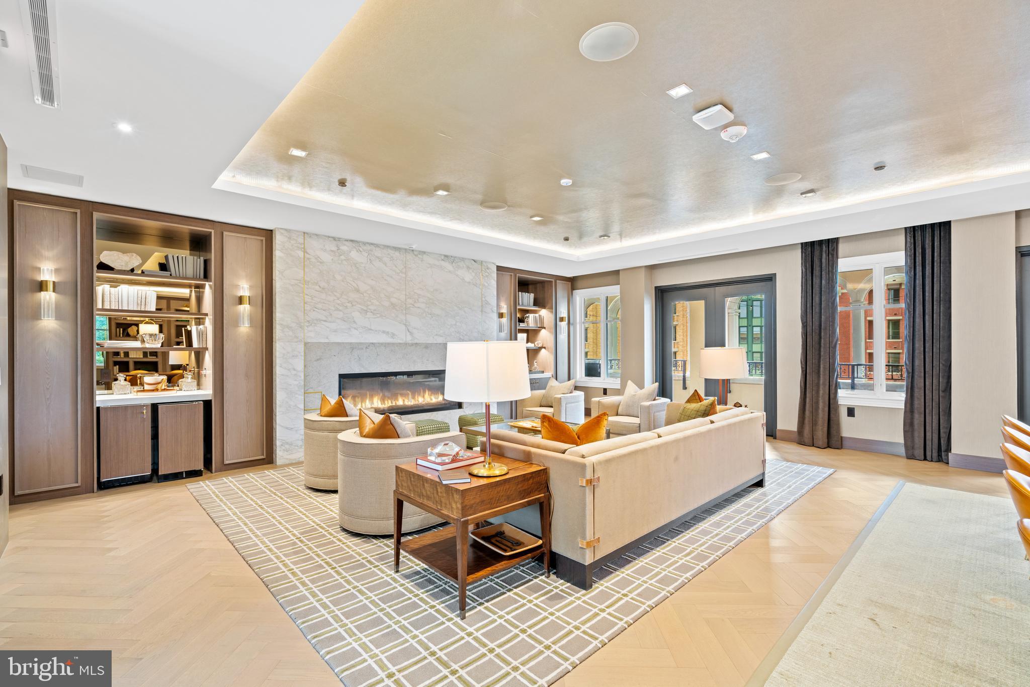 CHEVY CHASE - Residential