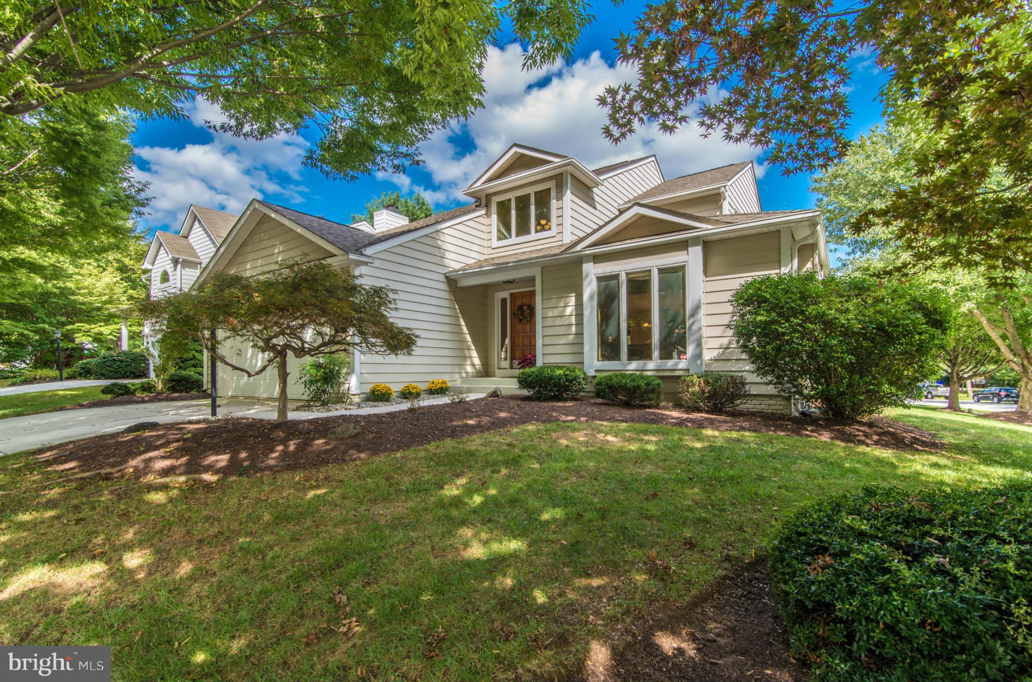 *RECENTLY REDUCED * THIS BEAUTIFUL HOME HAS IT ALL!! CORNER LOT, SOUGHT AFTER PHEASANT RIDGE SECTION OF RIVER HILL. $100,000 UPGRADES! GOURMET KITCH w/ GRNTE CNTERS, STAINLESS STL APP.S, HUGE MASTER SUITE W/ VAULTED CEILINGS, MSTR BATH W/ FRAMELESS SHOWER JACUZZI,  NEW WINDOWS & HARDWOOD FLOORS THROUGHOUT, POSSIBLE XTRA BEDRM DOWNSTRS. TOT LOT NEARBY, NATURE PRESERVE & TRAILS. WOW! DON'T WAIT!!