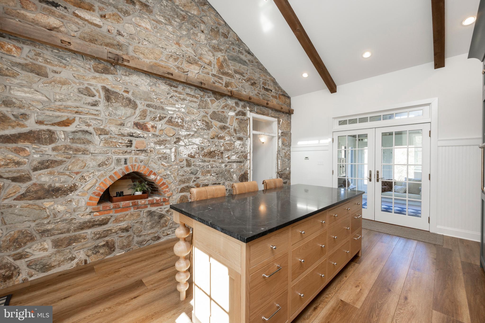 AMBLESIDE DOWNS - Residential