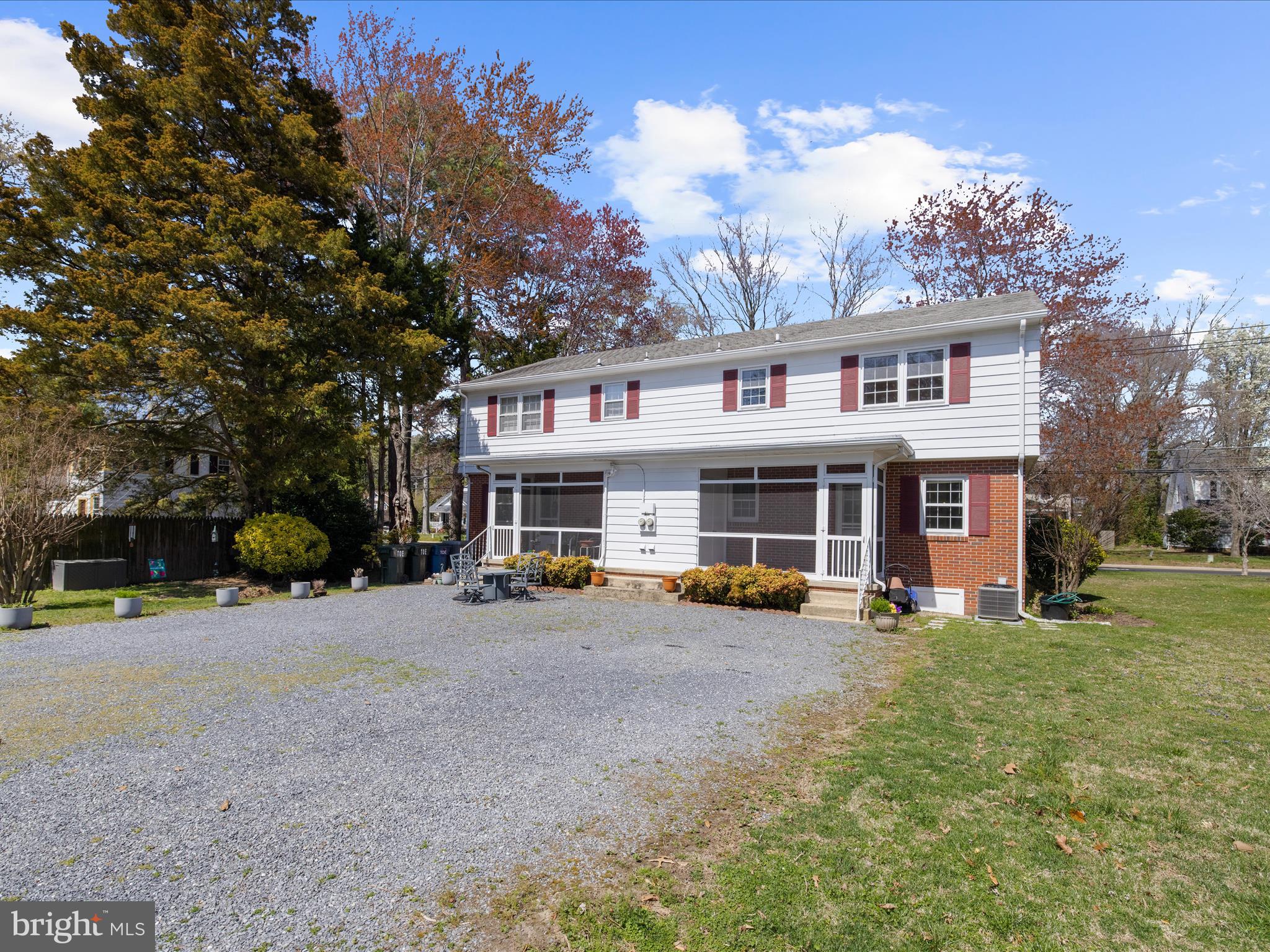 EASTON - Residential