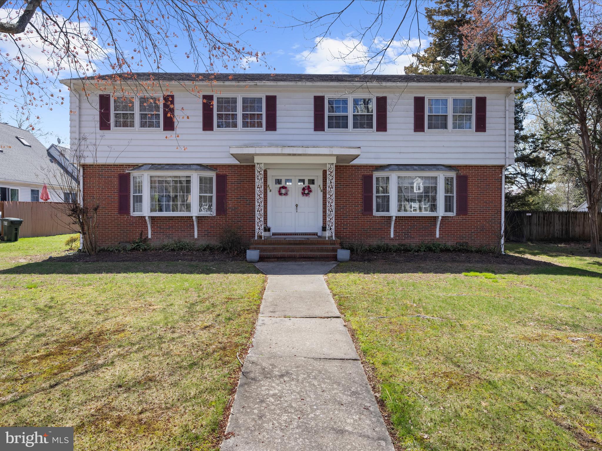 EASTON - Residential