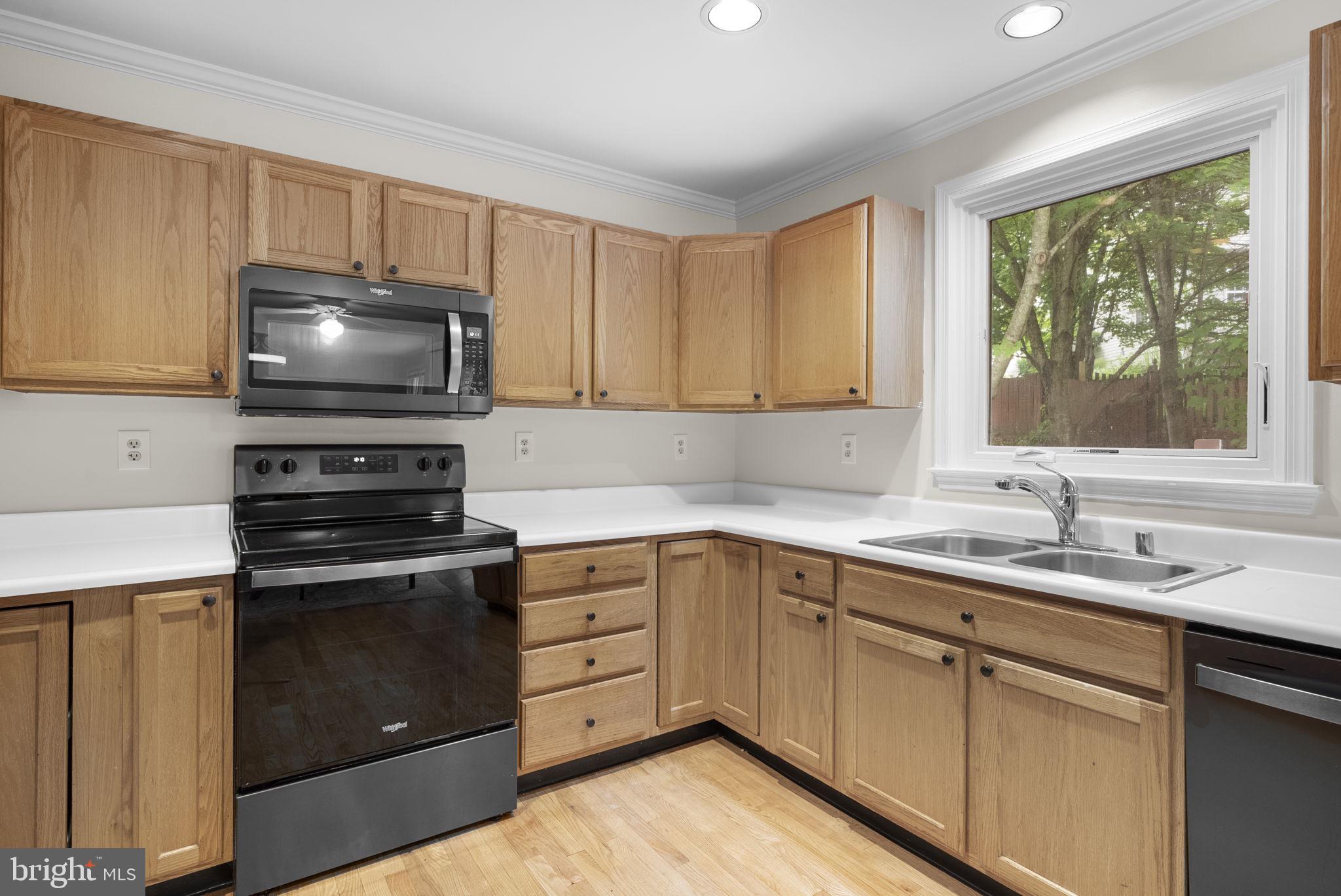 ARBOR WOODS - Residential