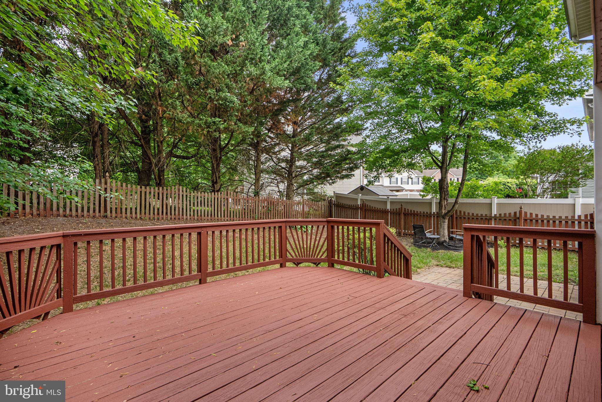 ARBOR WOODS - Residential