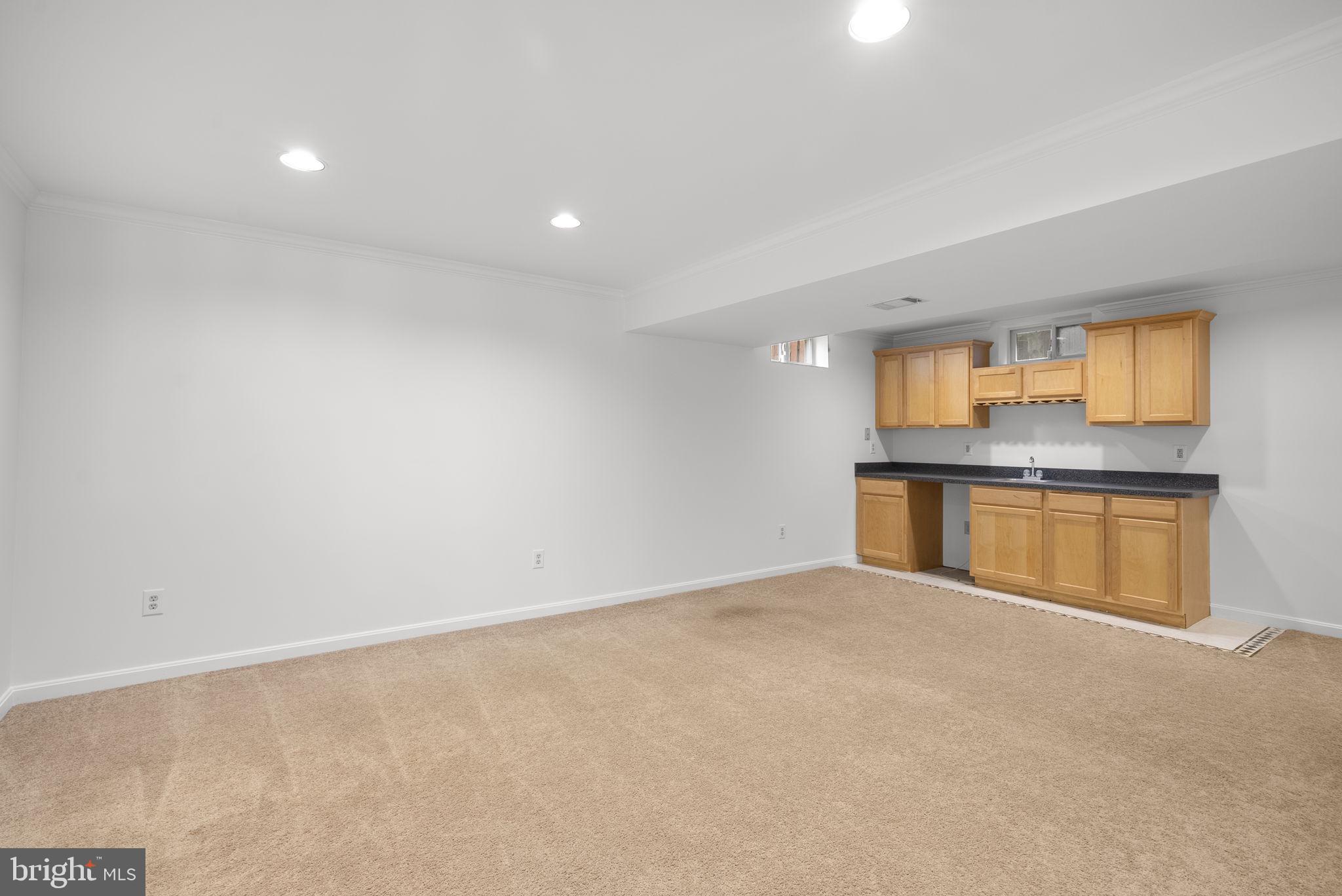 ARBOR WOODS - Residential