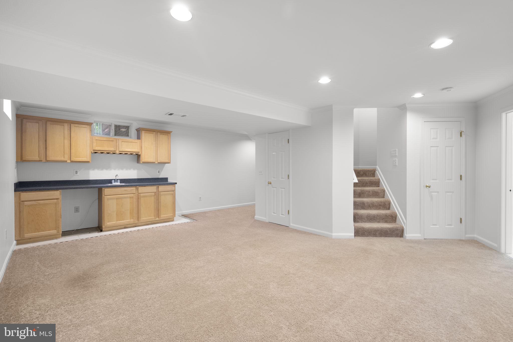 ARBOR WOODS - Residential