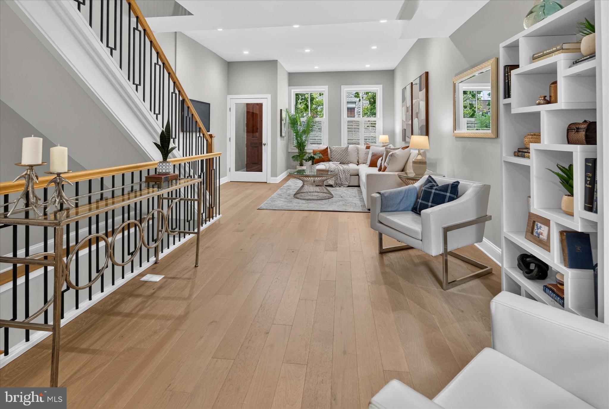 ART MUSEUM AREA - Residential