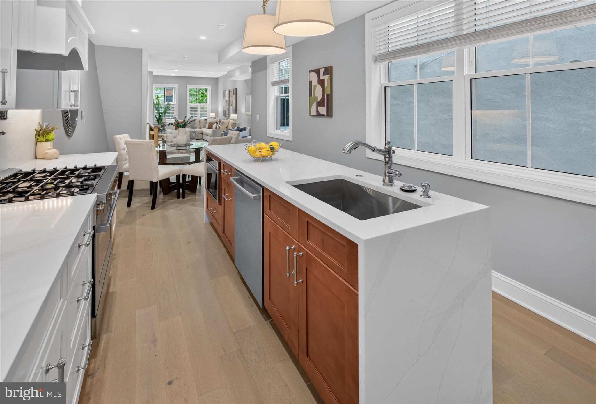 ART MUSEUM AREA - Residential