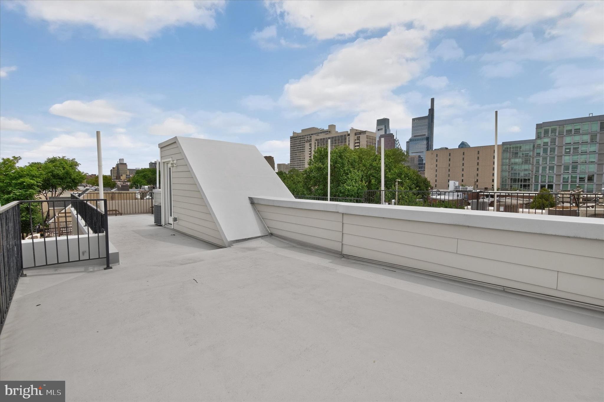 ART MUSEUM AREA - Residential
