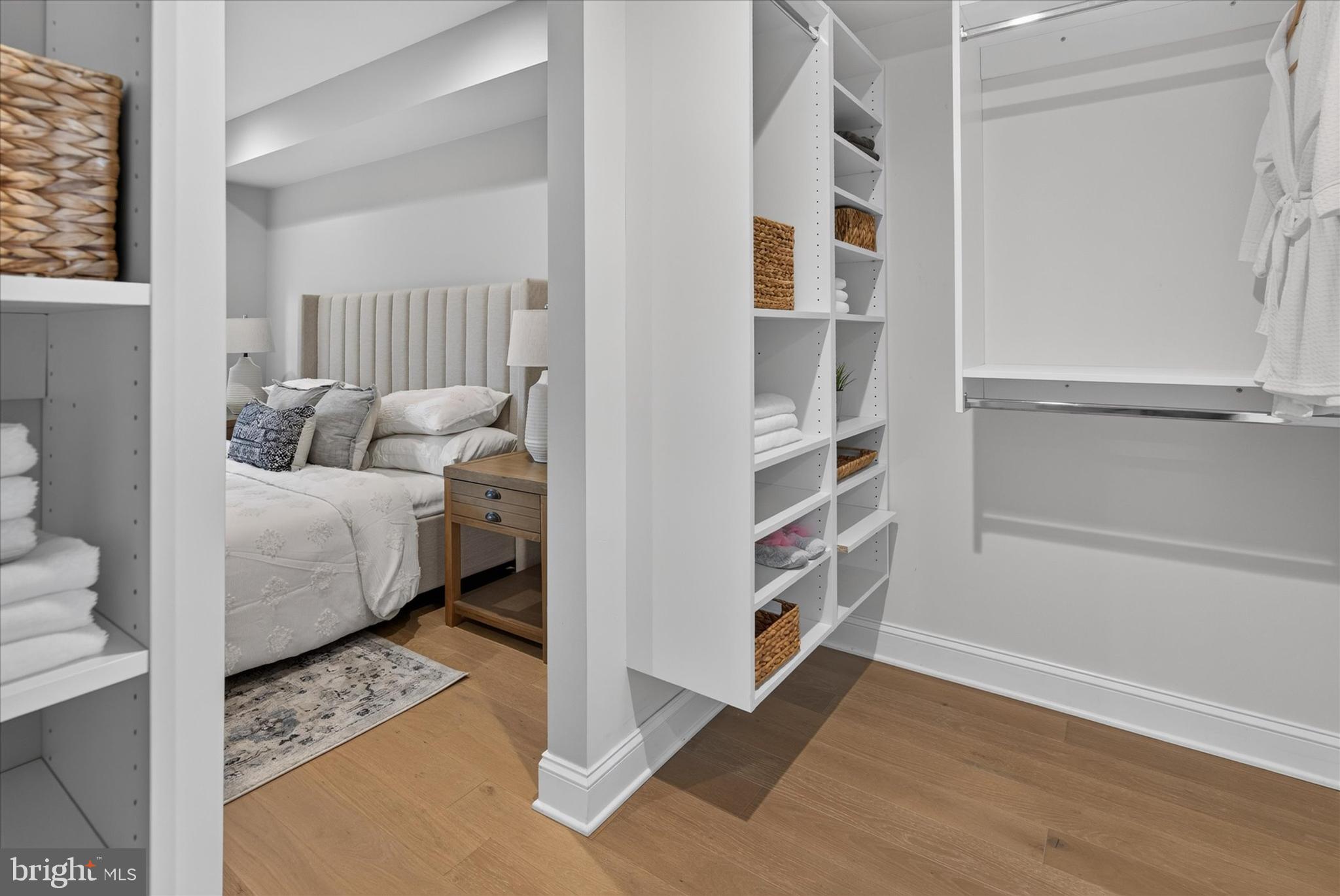 ART MUSEUM AREA - Residential