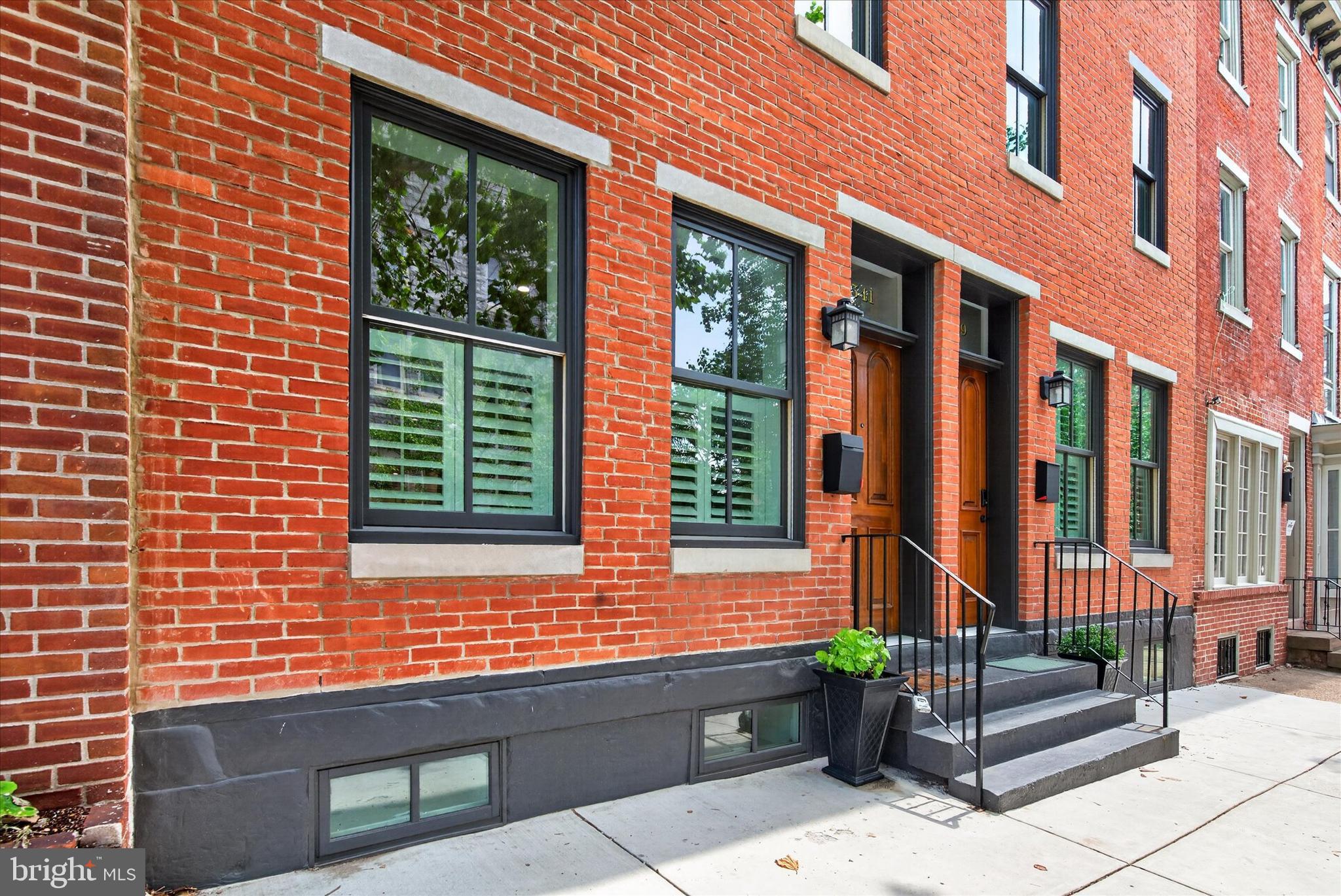 ART MUSEUM AREA - Residential