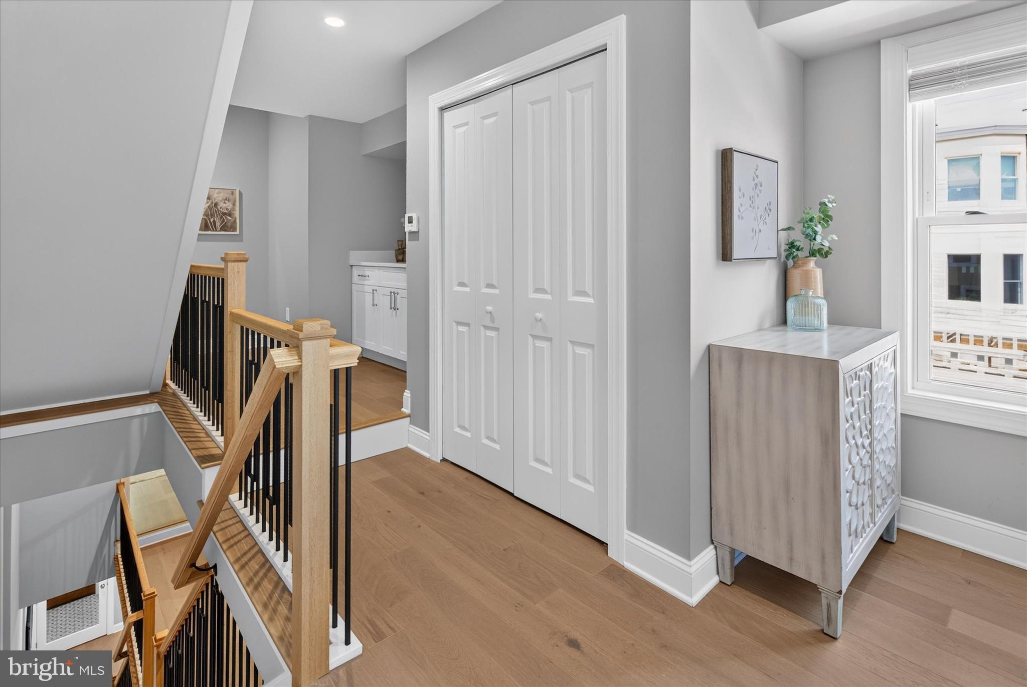 ART MUSEUM AREA - Residential