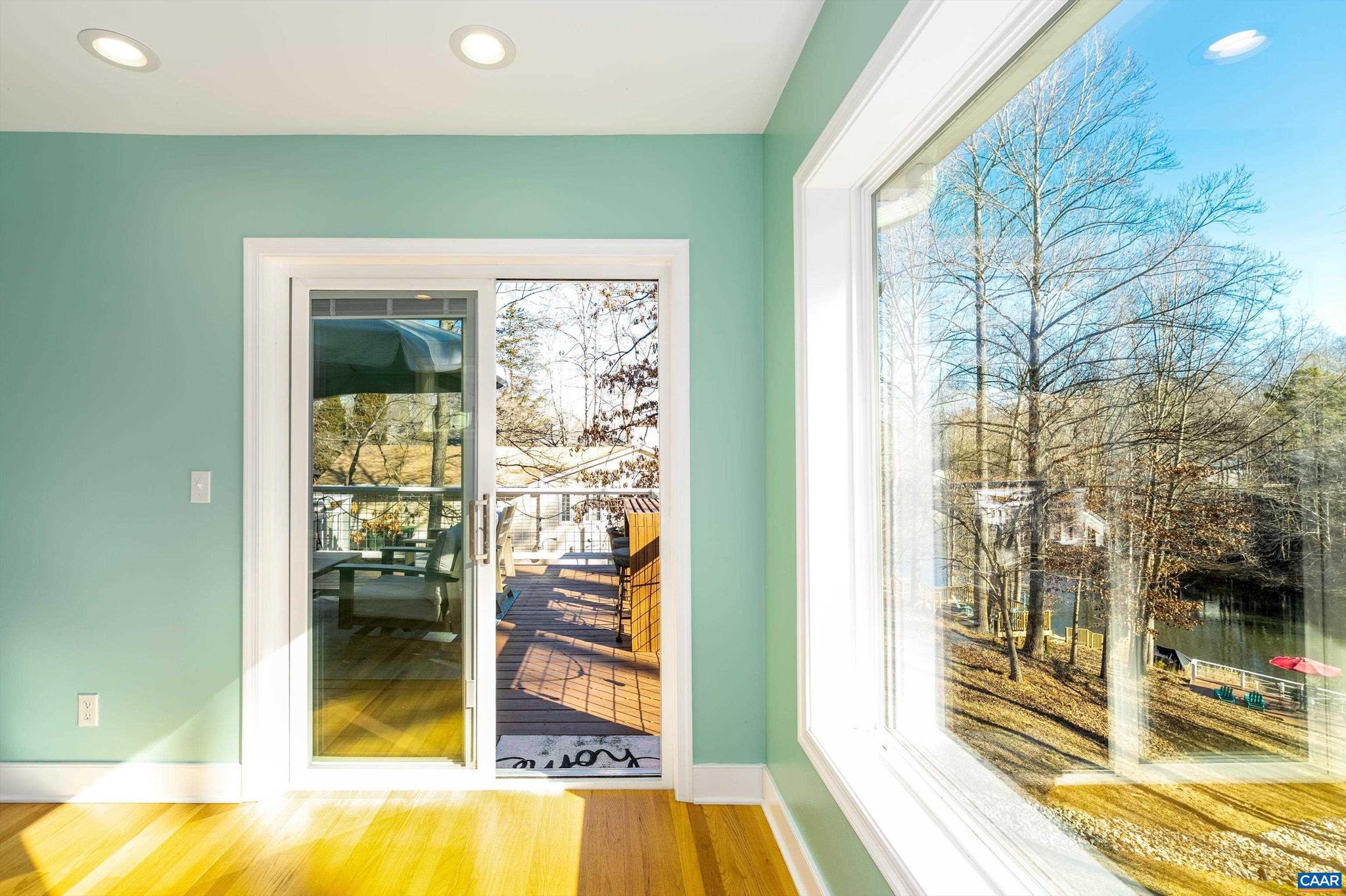 LAKE MONTICELLO - Residential