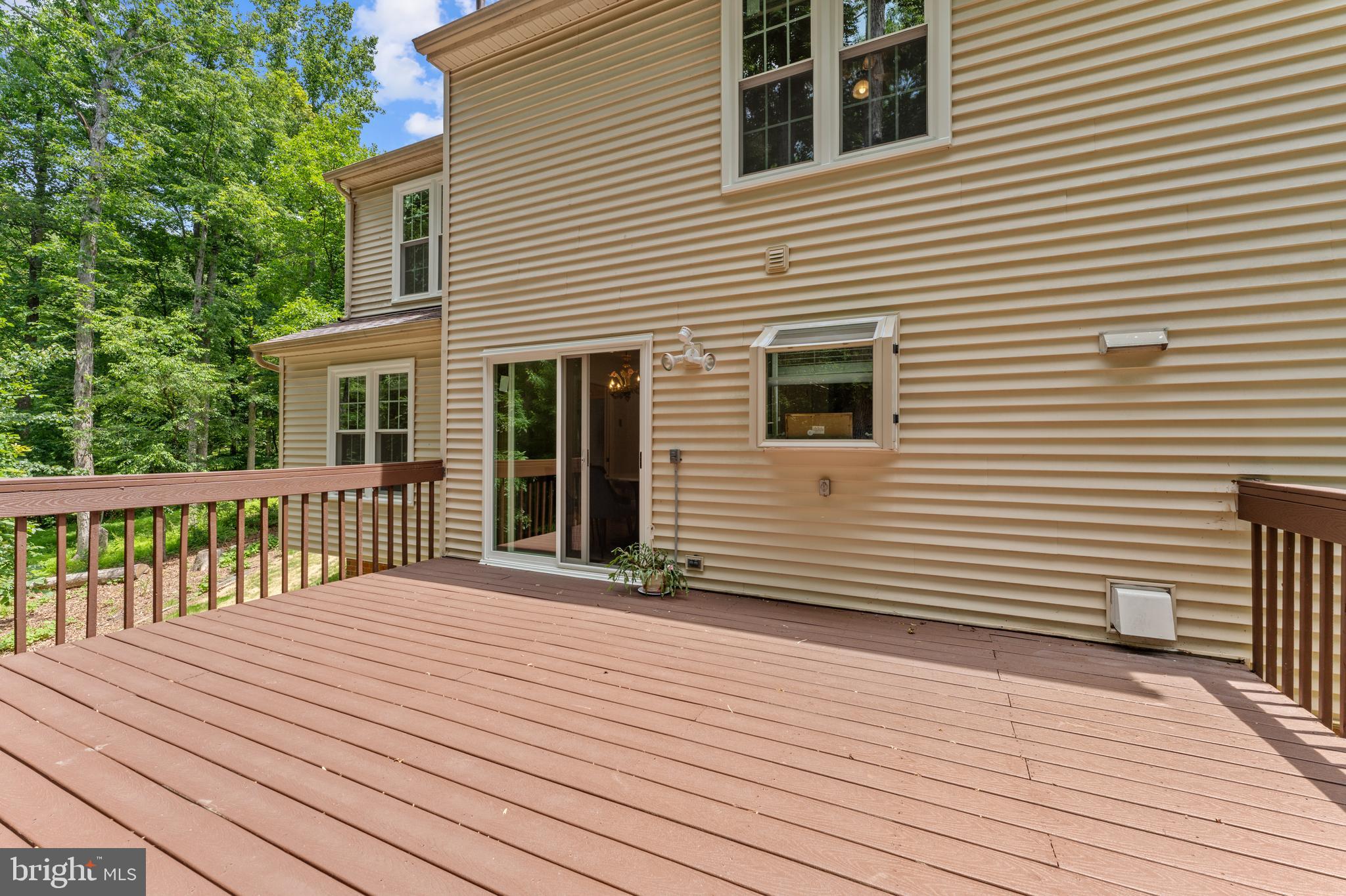 RIVERS EDGE - Residential