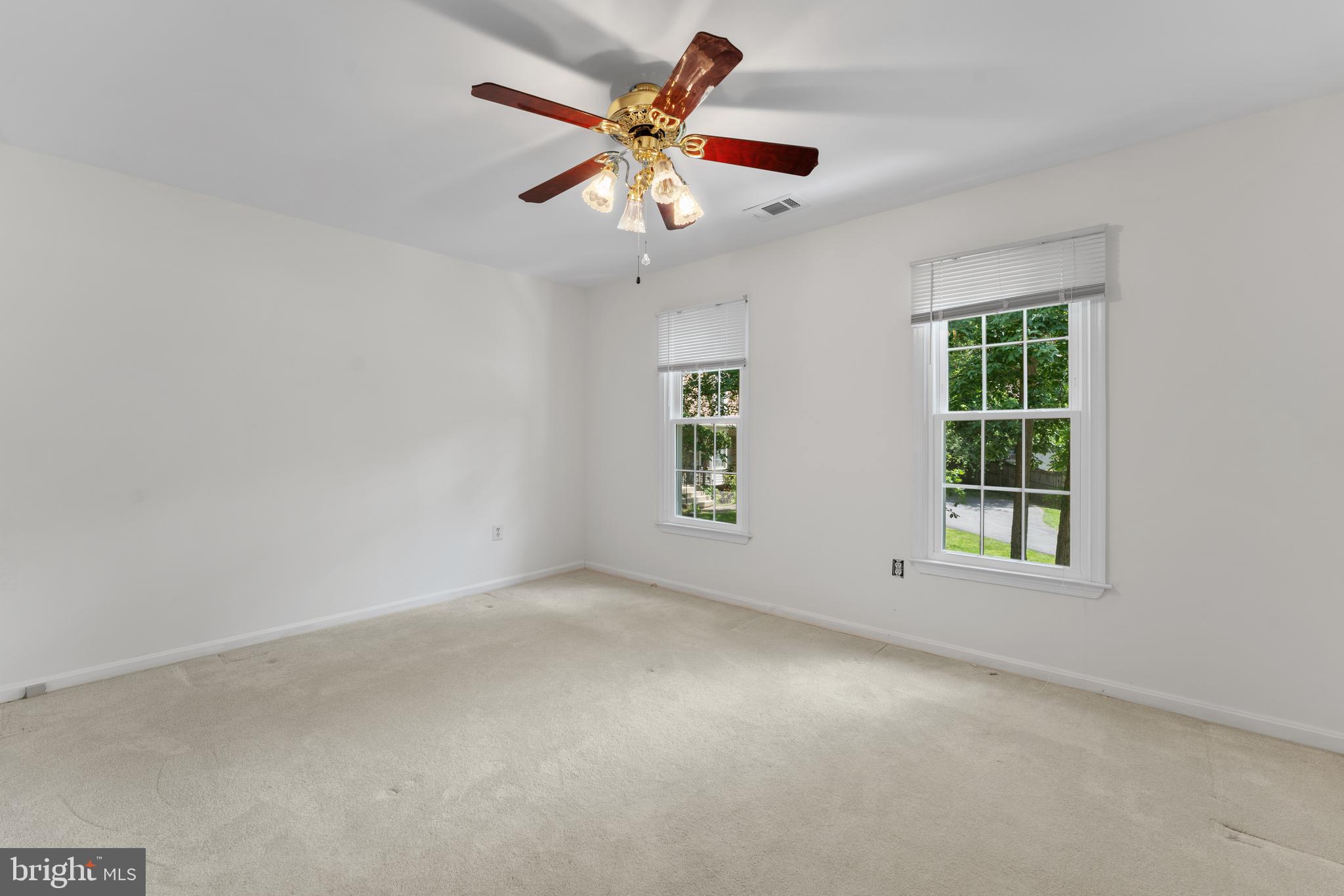 RIVERS EDGE - Residential