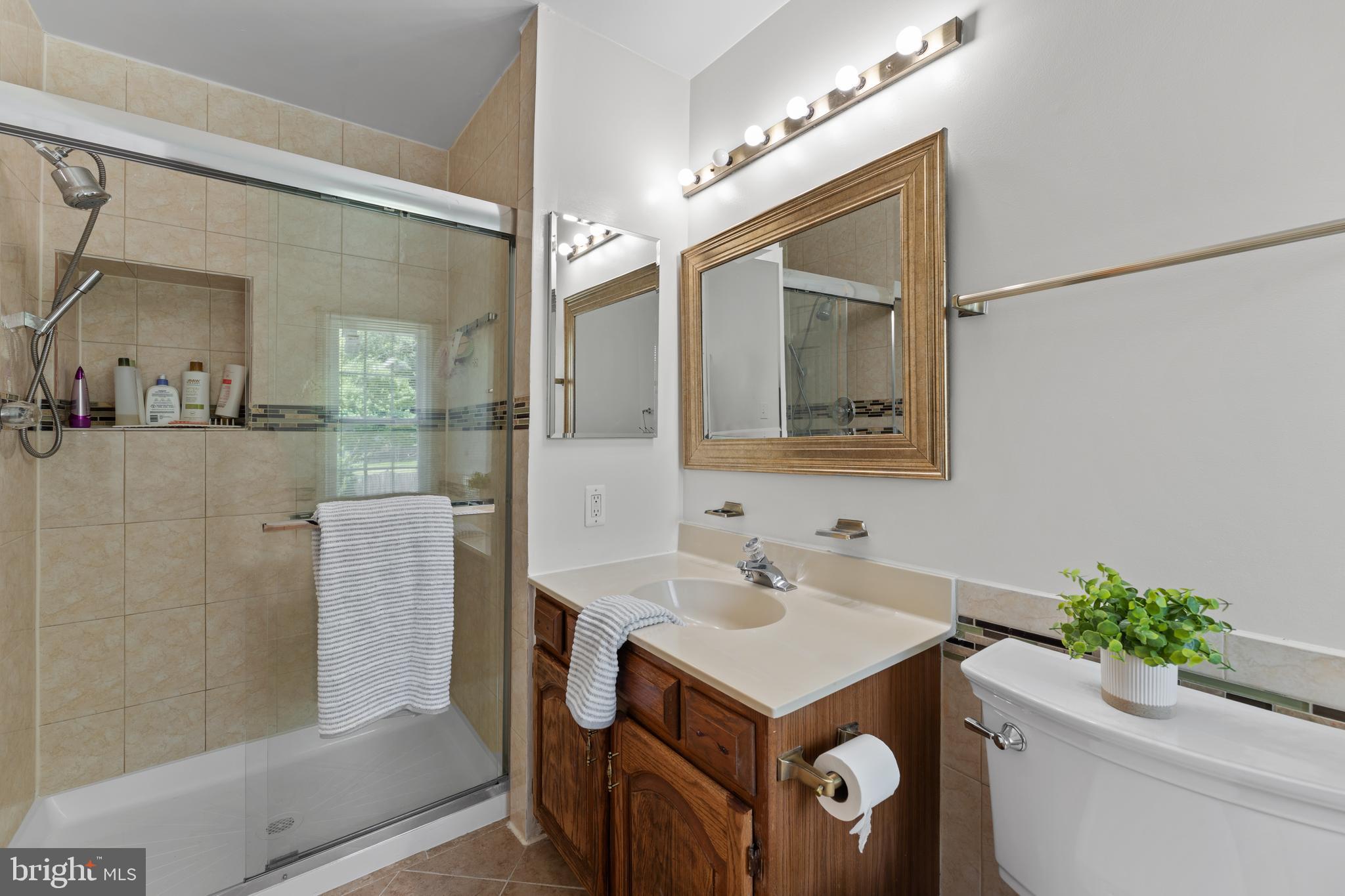RIVERS EDGE - Residential