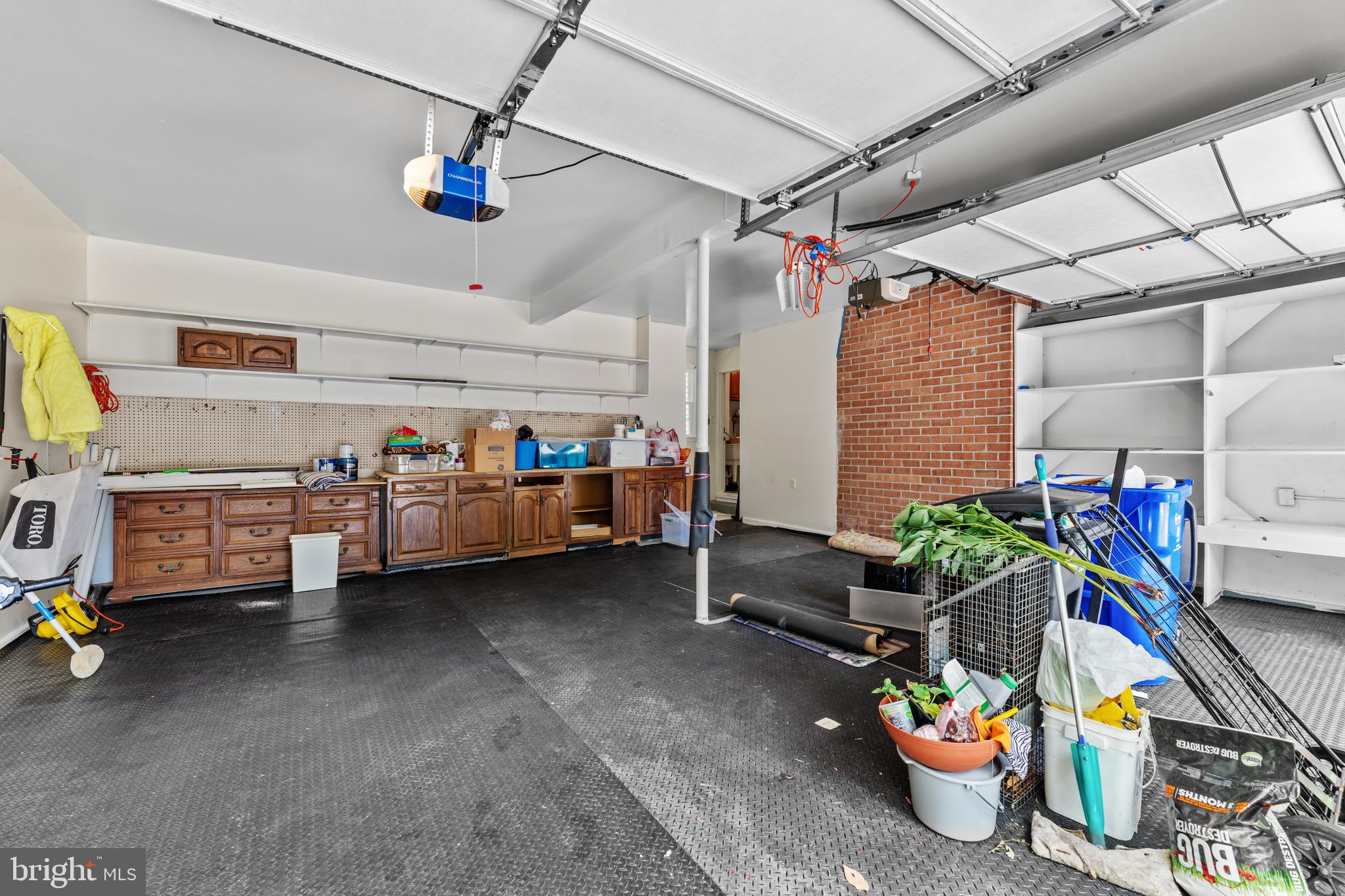RIVERS EDGE - Residential