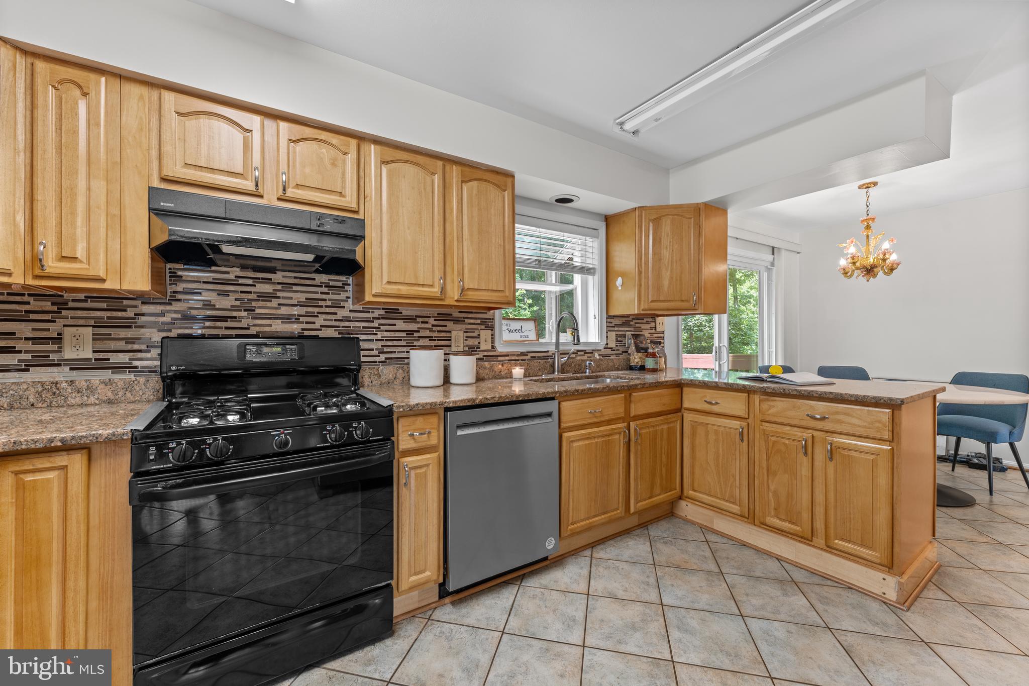RIVERS EDGE - Residential