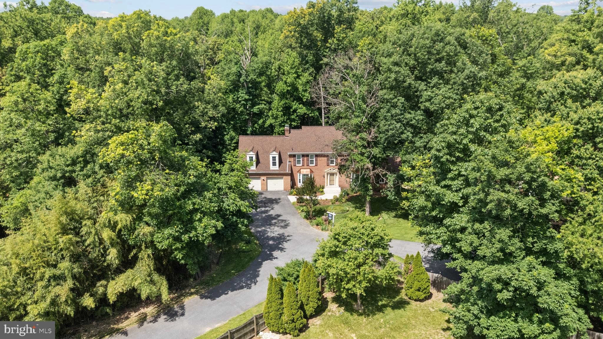 RIVERS EDGE - Residential