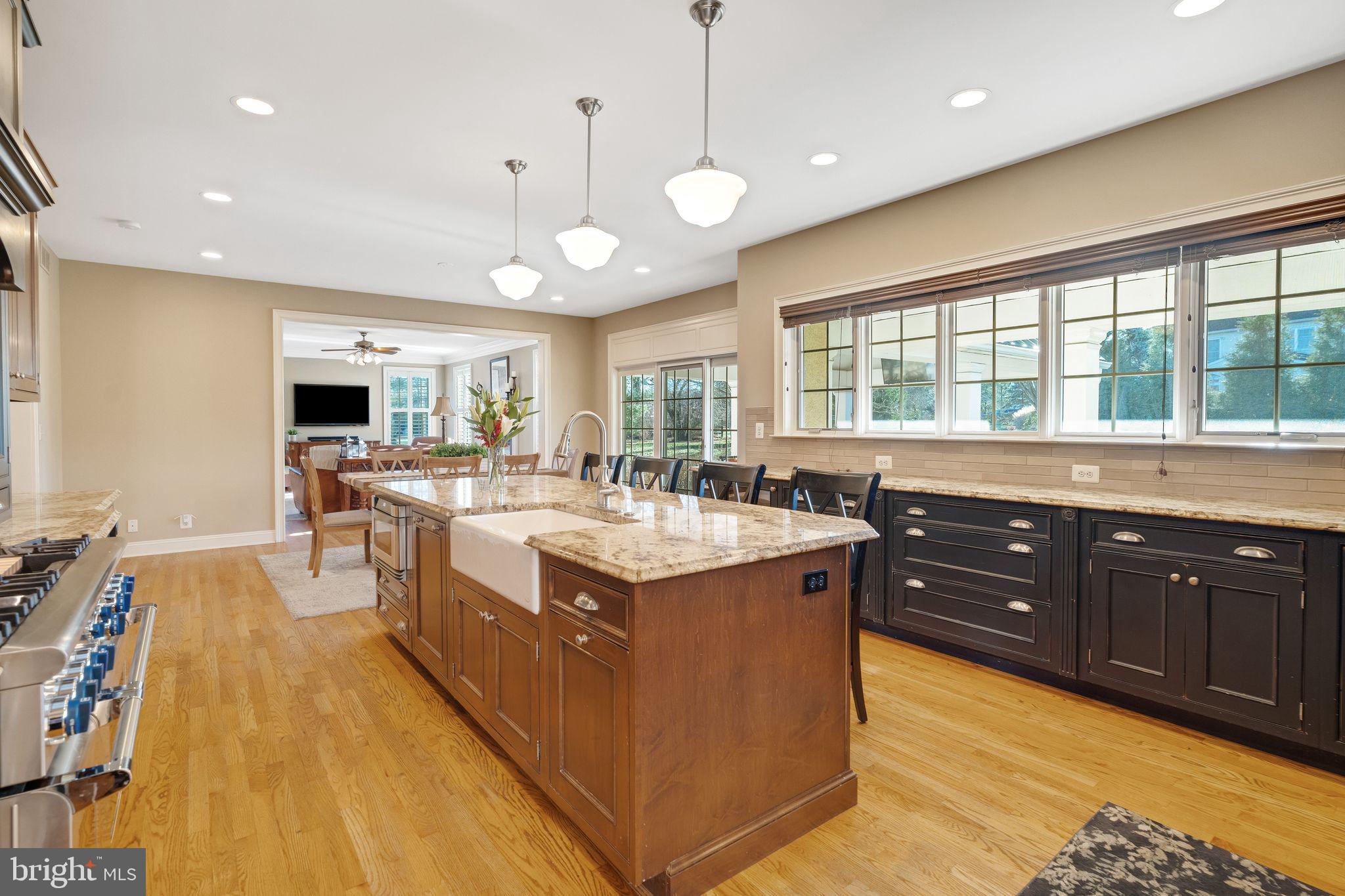 MAPLEWOOD - Residential