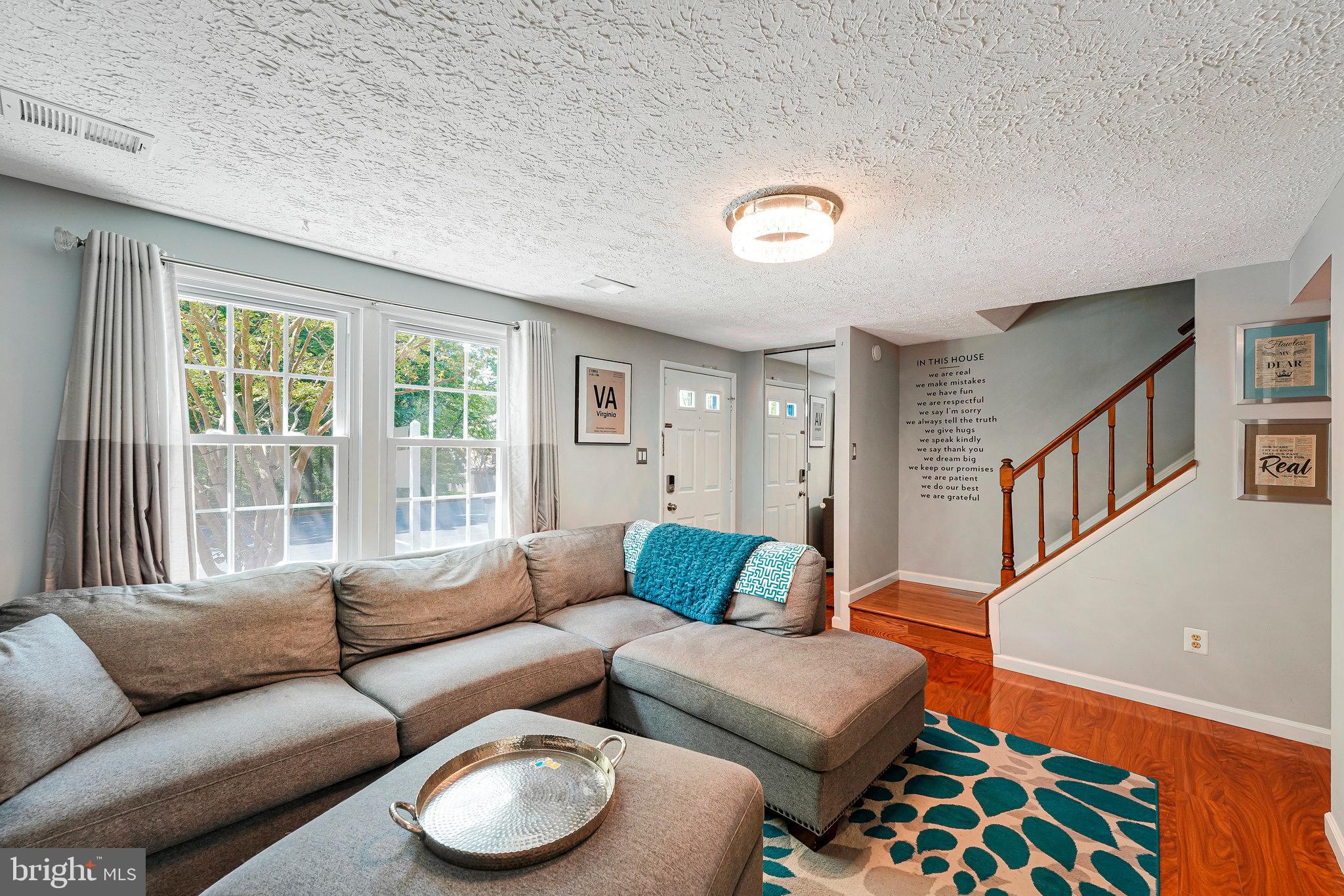 NEWINGTON FOREST - Residential