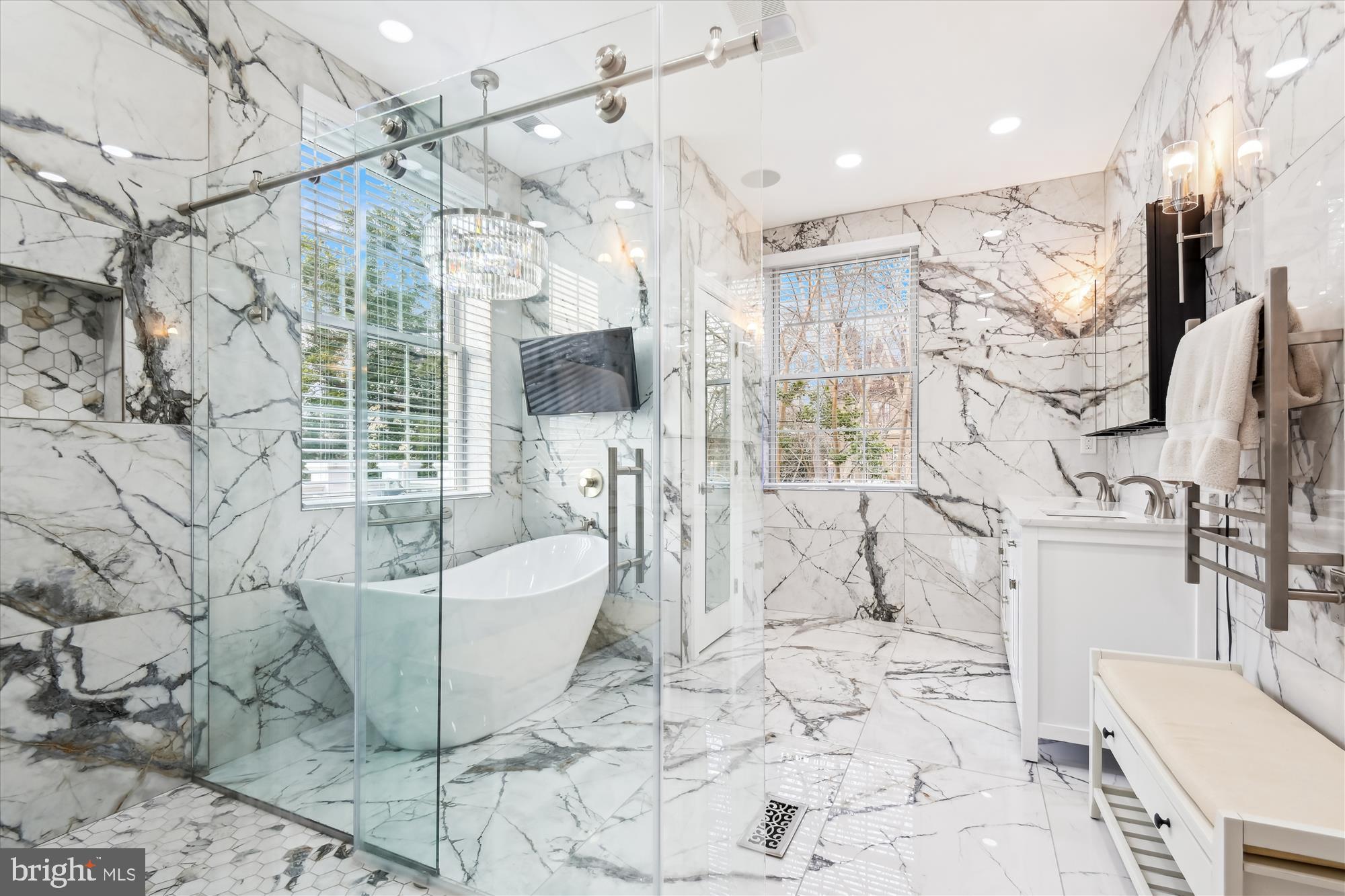 TUSCANY-CANTERBURY - Residential