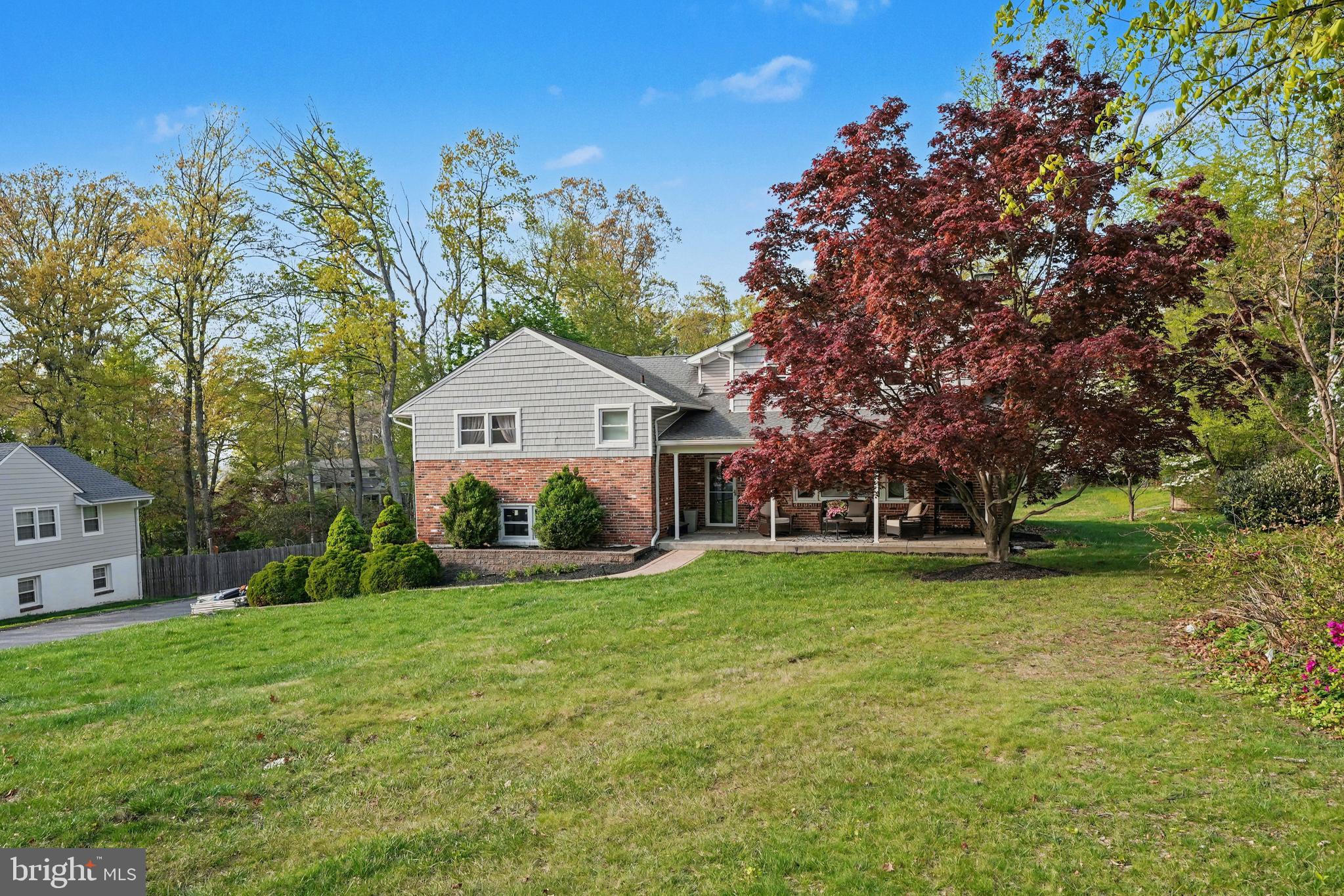 STRAFFORD VILLAGE - Residential