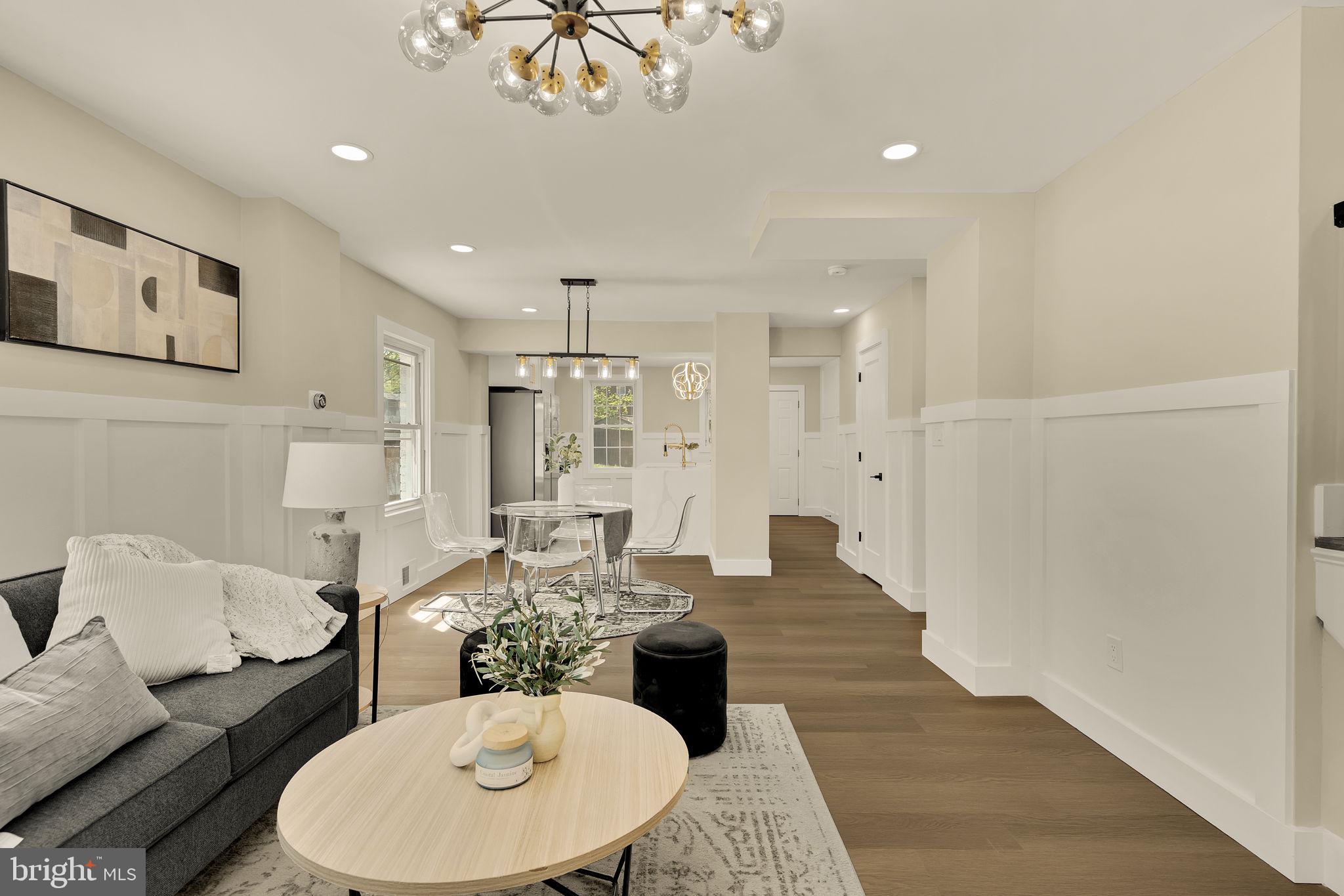 JEFFERSON MANOR - Residential
