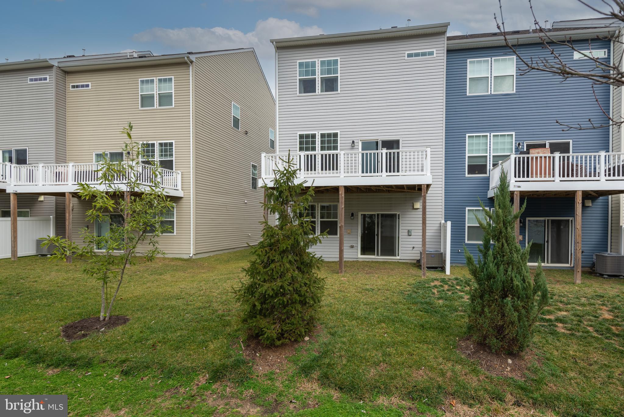 PARKSIDE - Residential Lease