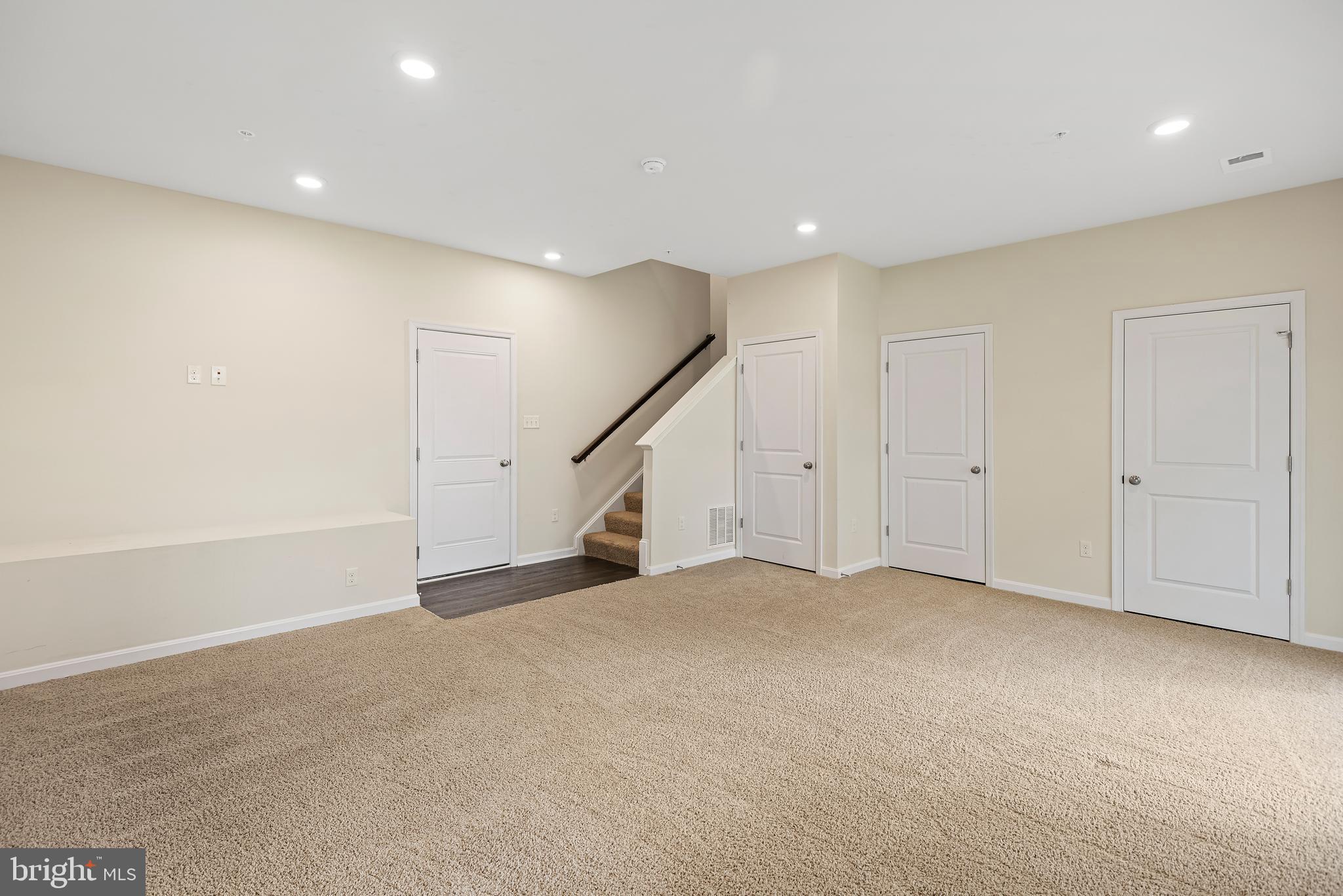 PARKSIDE - Residential Lease