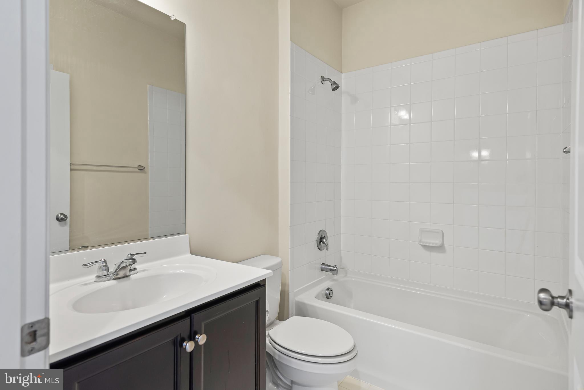 PARKSIDE - Residential Lease