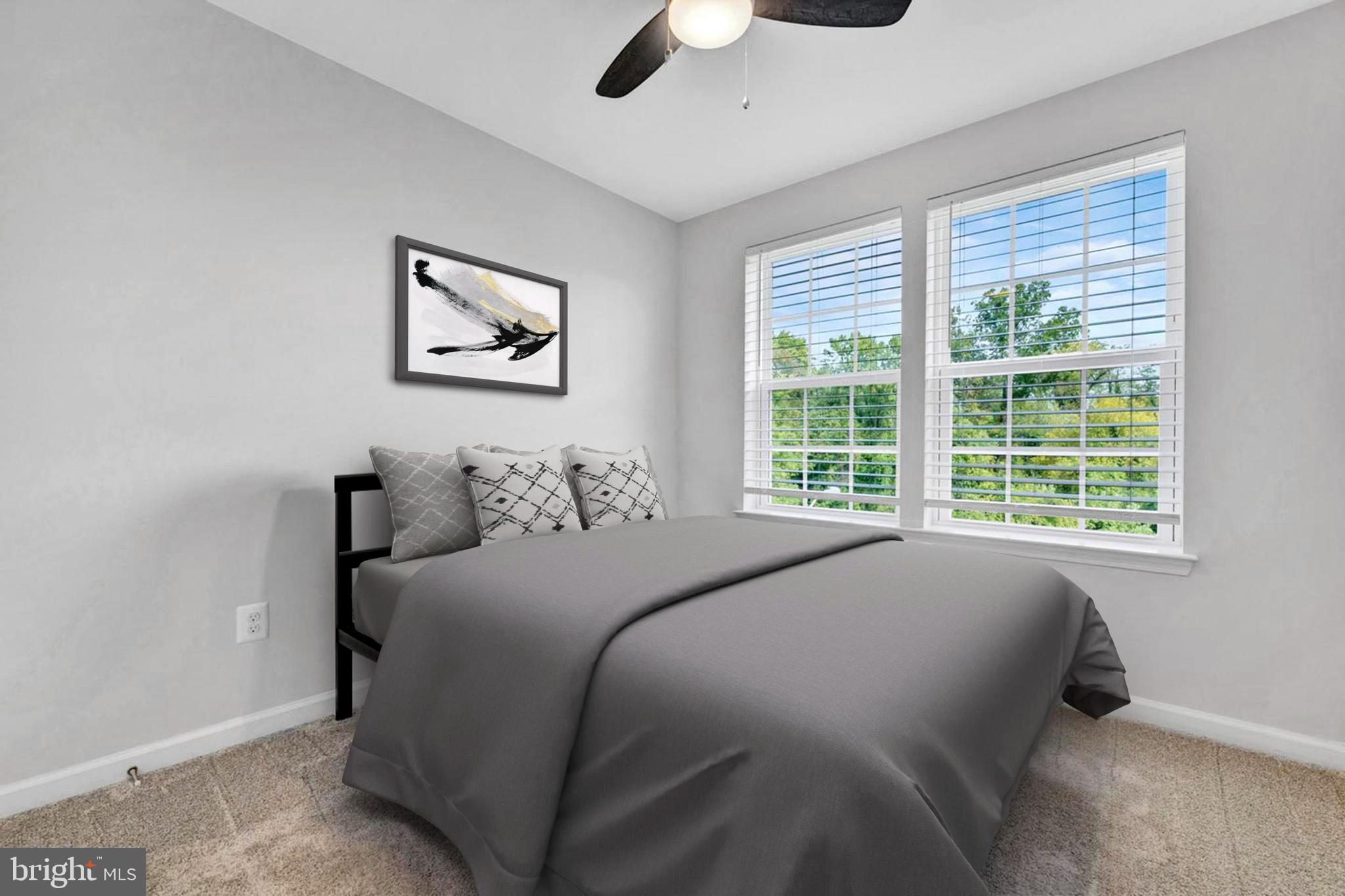 METRO POINTE - Residential