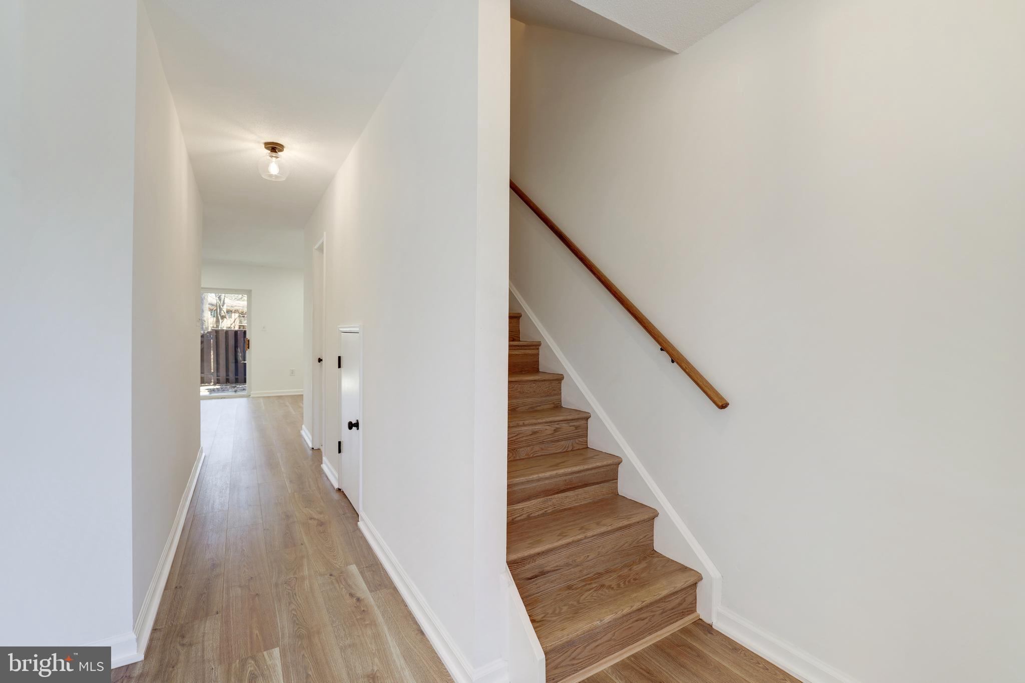 NORTHGATE SQUARE - Residential Lease