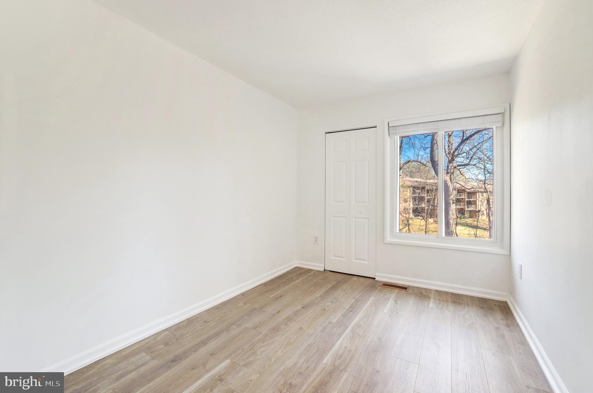 NORTHGATE SQUARE - Residential Lease
